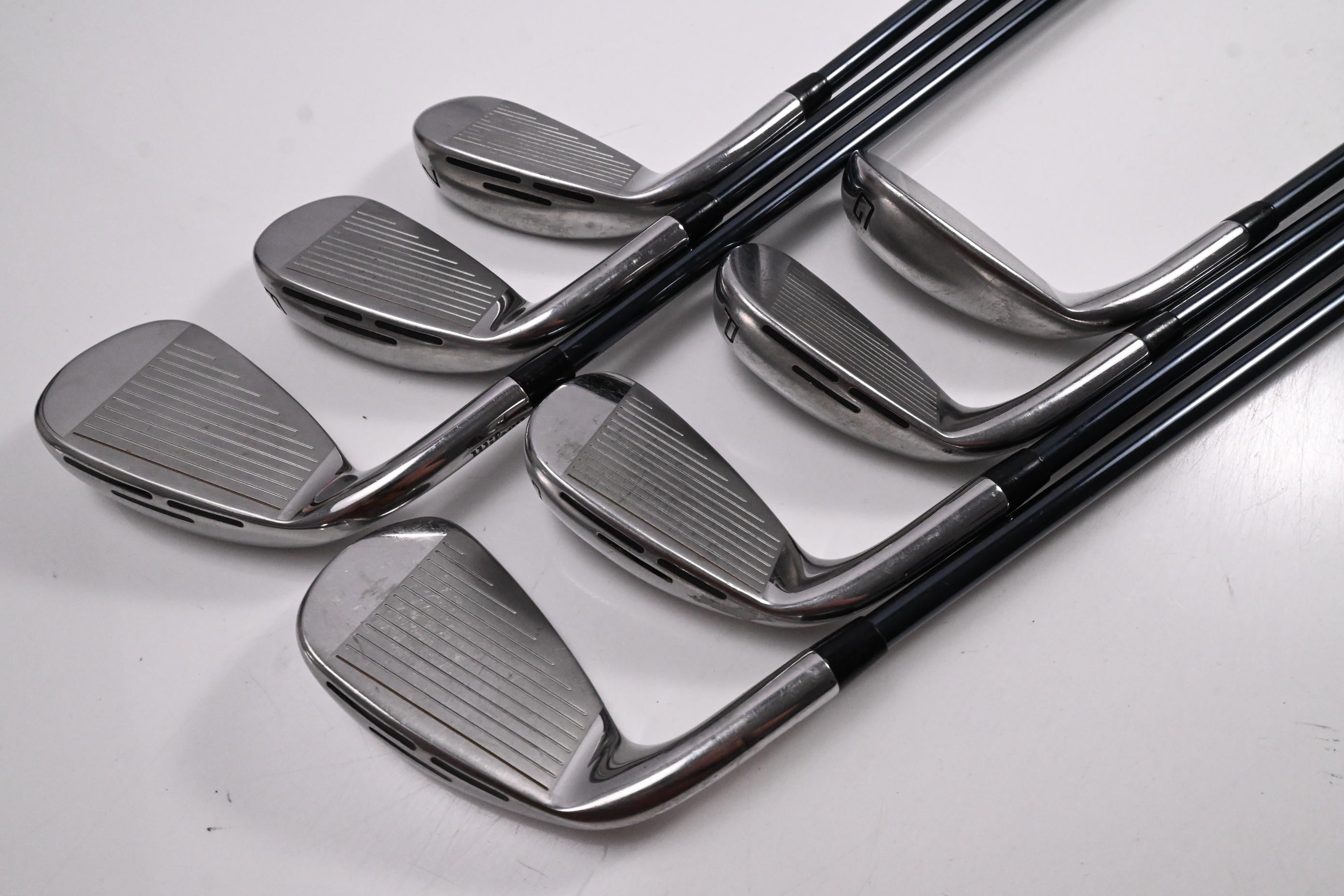 Wilson Dynapwr 2023 Irons / 5-PW+GW / Regular Flex UST Mamiya Recoil Dart 65
