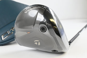 Taylormade Qi4D Driver / 10.5 Degree / Regular Flex REAX 80 Shaft