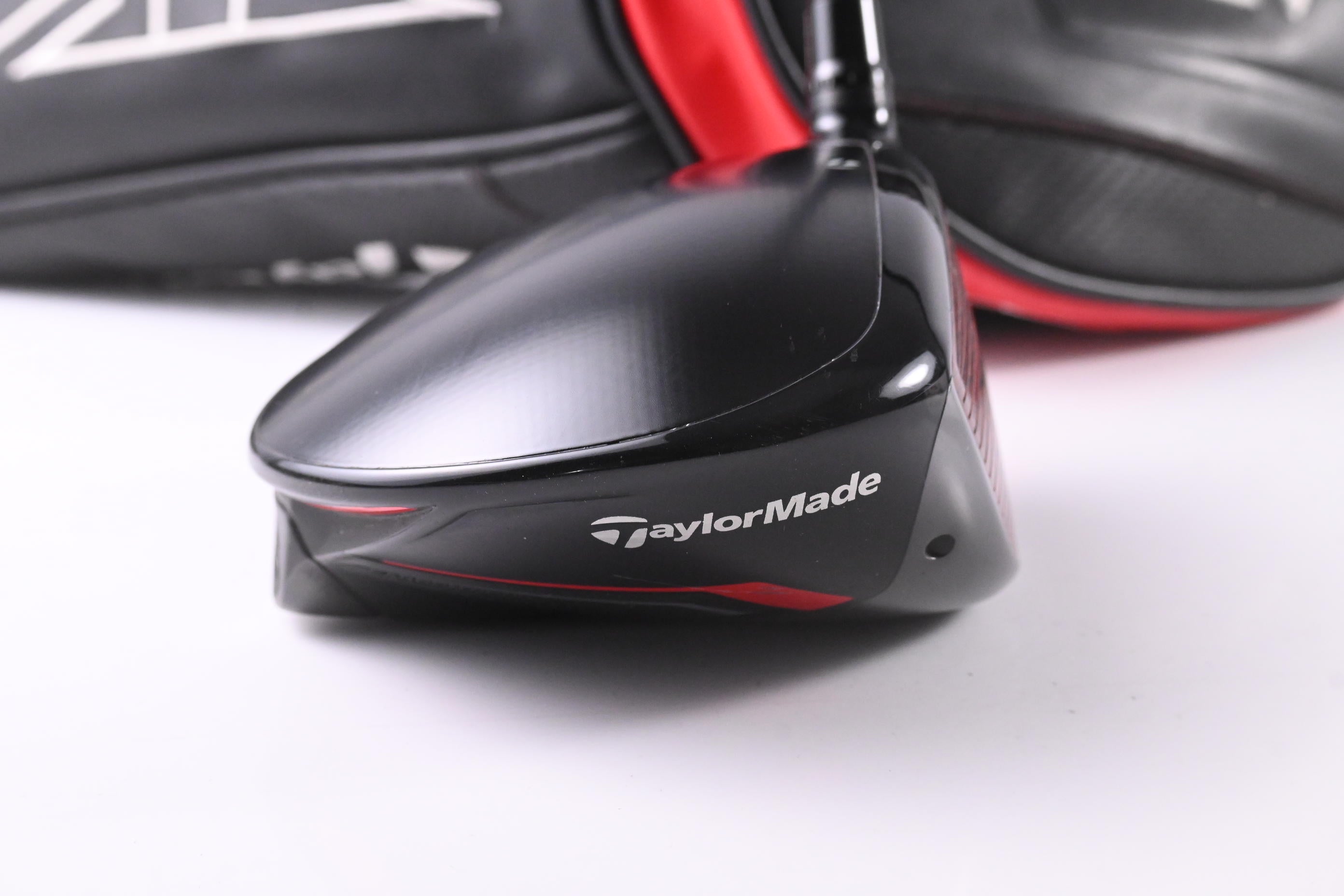 Taylormade Stealth Driver / 9 Degree / Stiff Flex Kai'li Red 60 Shaft
