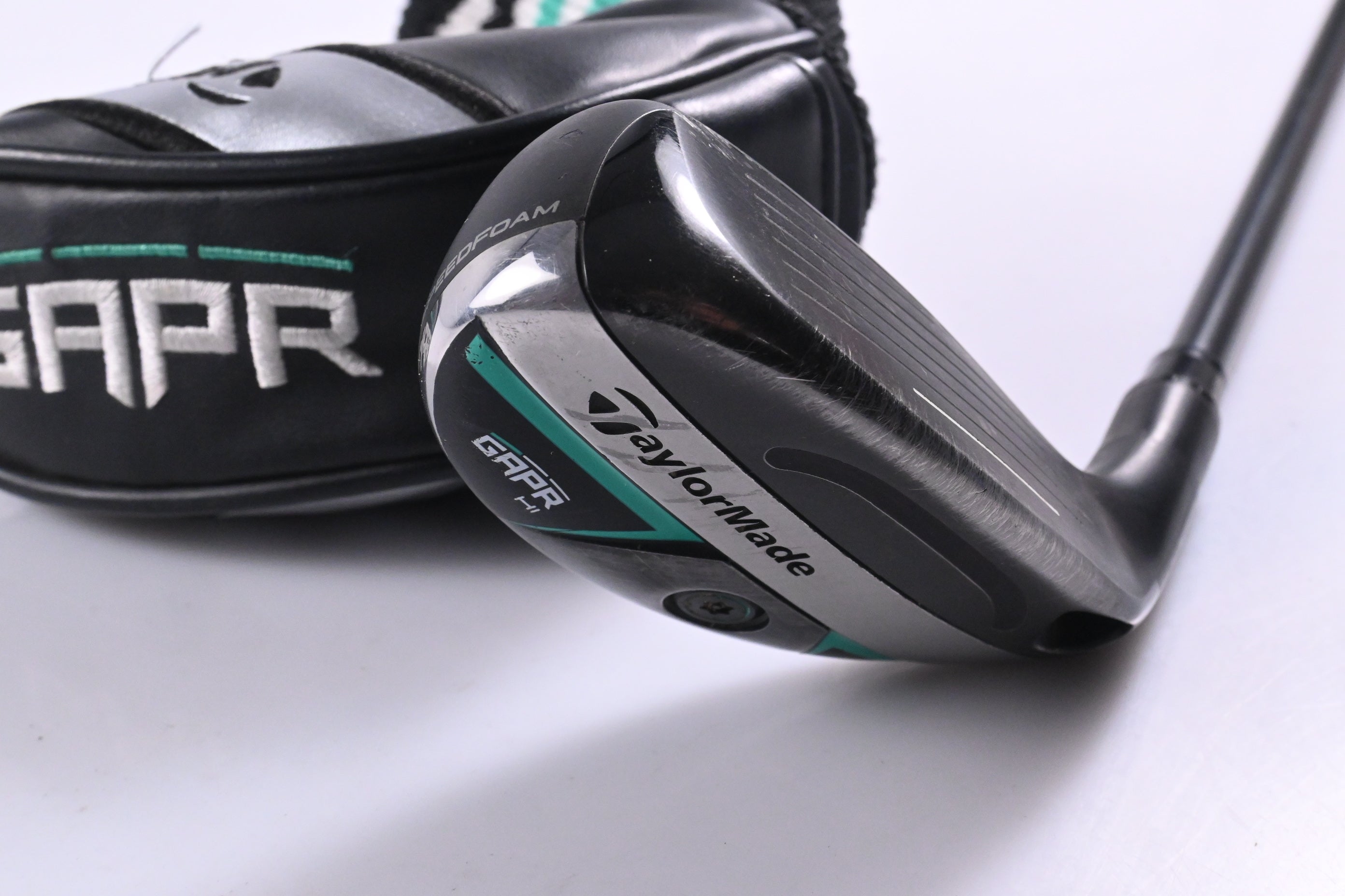 Taylormade GAPR Hi #3 Hybrid / 19 Degree / Stiff Flex KBS Hybrid 80 Shaft