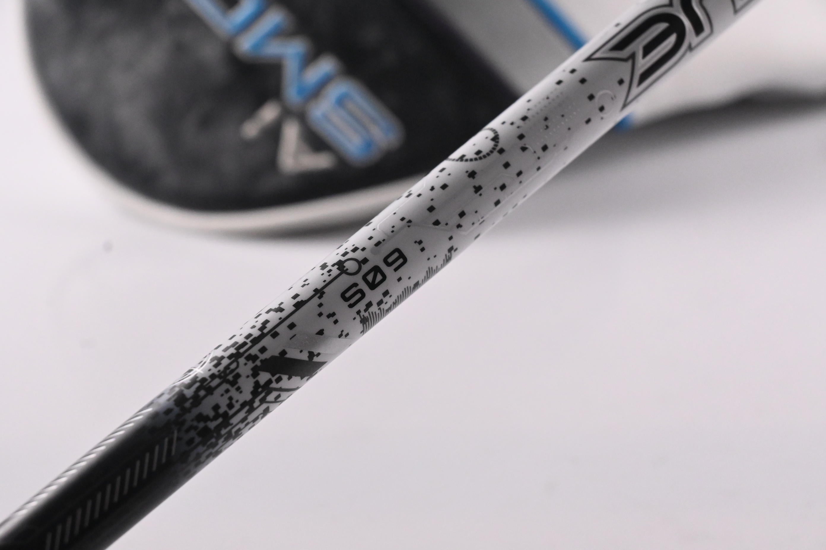 Callaway Paradym Ai Smoke Max Driver / 9 Degree / Stiff Flex Aldila Rogue White
