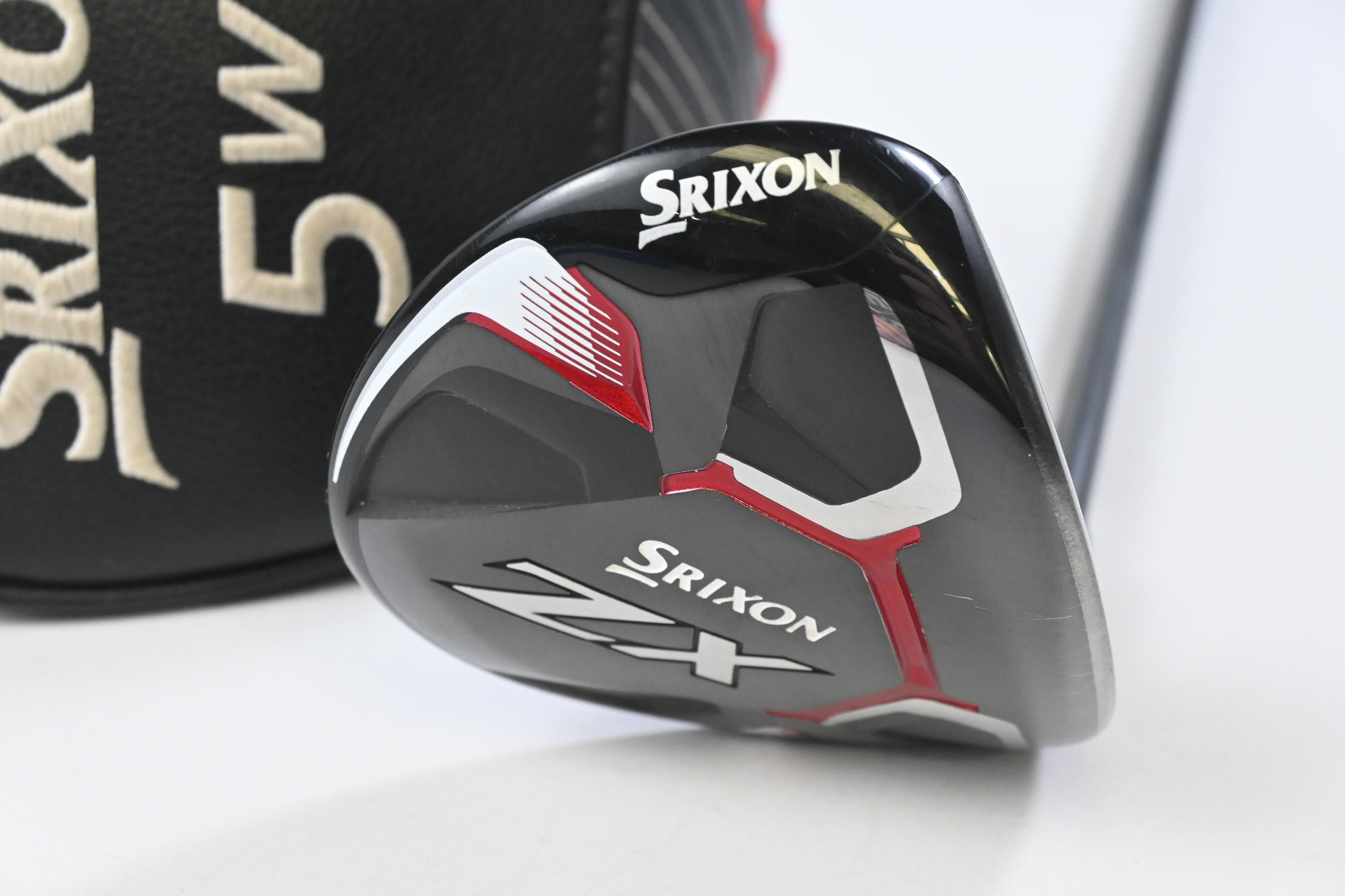 Srixon ZX #5 Wood / 18 Degree / Stiff Flex HZRDUS Smoke Black 60 Shaft