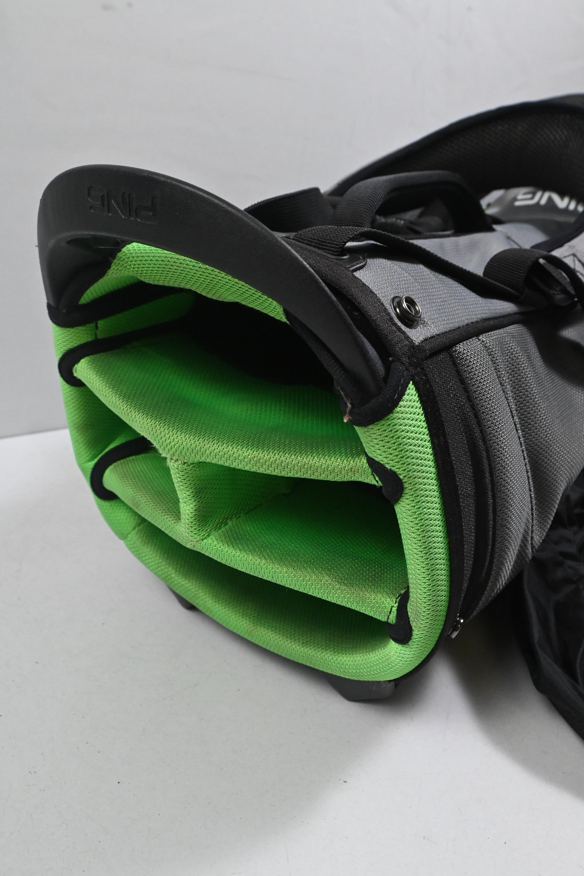 Junior Ping Hoofer Prodi G Stand Bag / 4-Way Divider / Black, Grey & Green