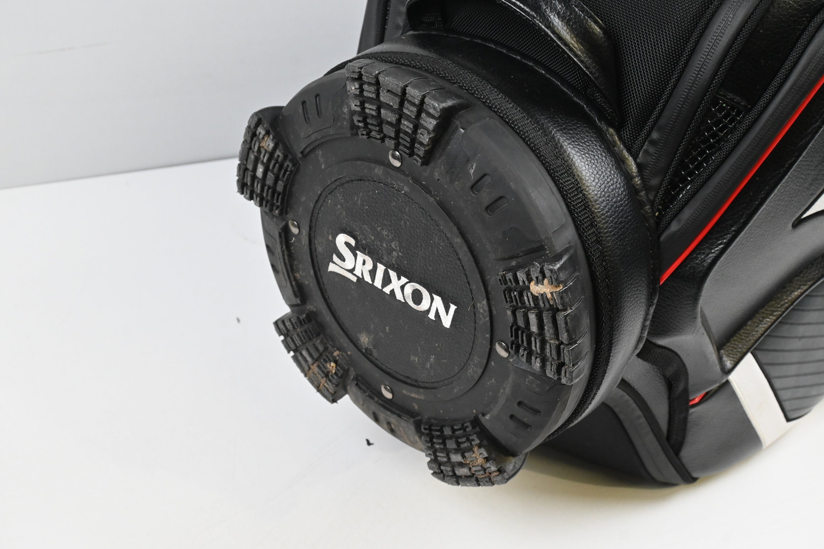 Srixon Tour Bag / 6-Way Divider / Black, White, Red