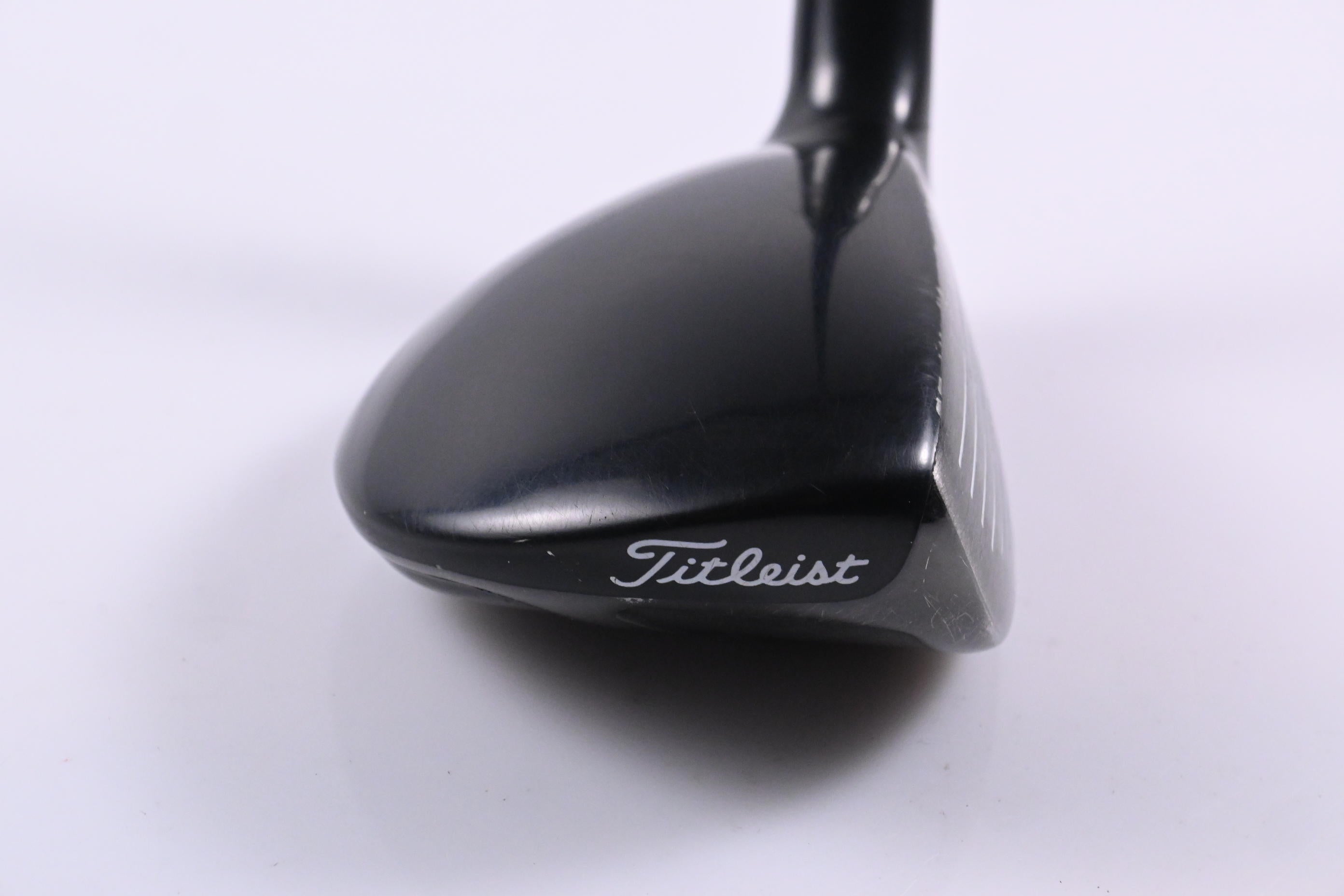Titleist 910H #3 Hybrid / 19 Degree / Stiff Flex Kai`li Diamana 80 Shaft