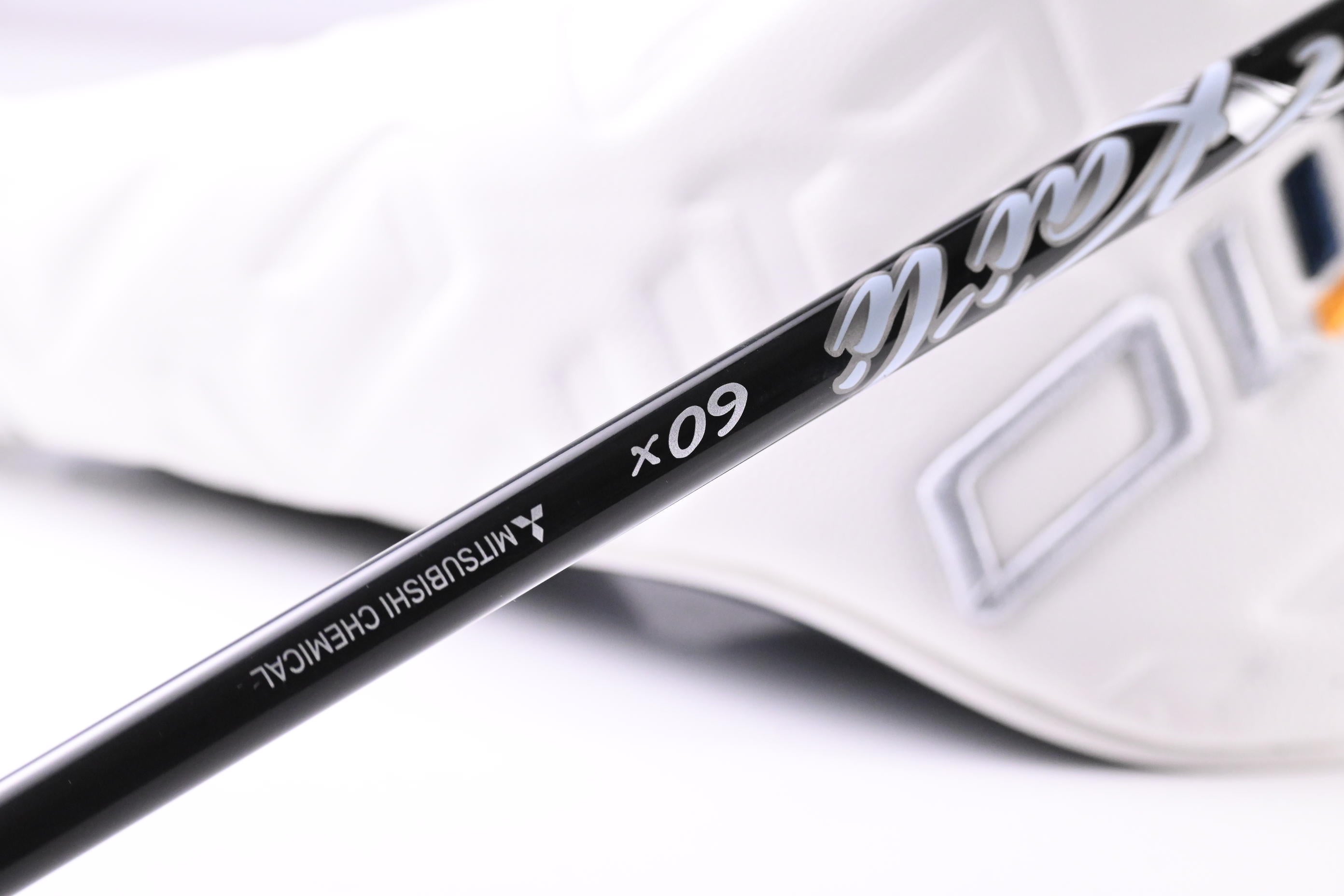 Taylormade Qi10 LS Driver / 9 Degree / X-Flex Kai'li White 60 Shaft