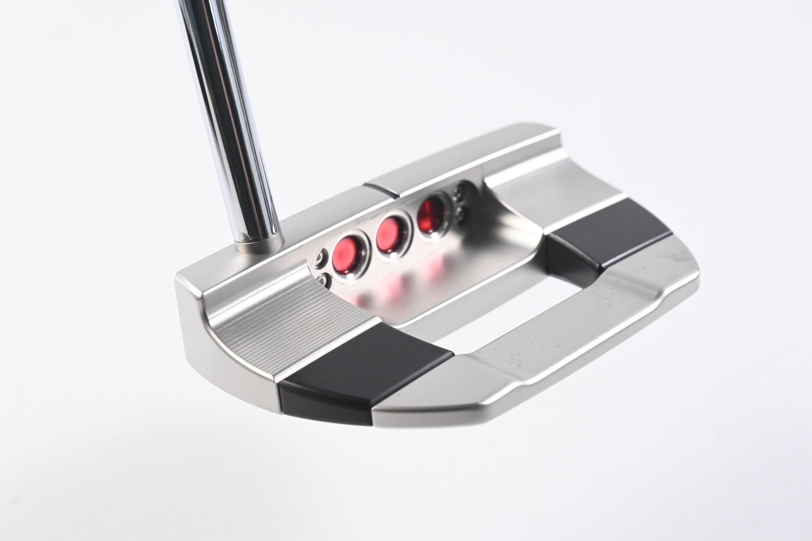 Scotty Cameron 2025 Studio Style Fastback Putter / 33 Inch