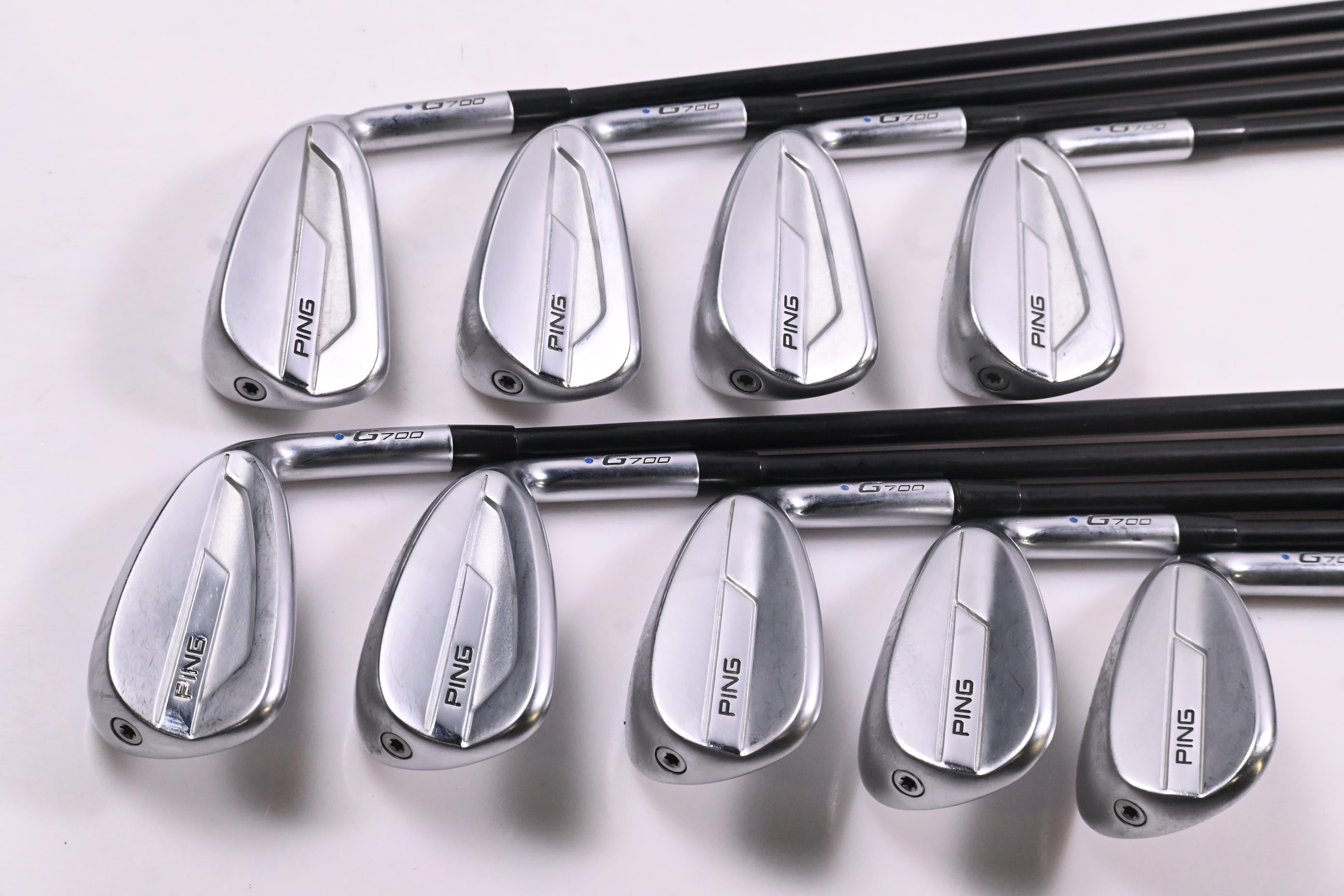 Ping G700 Irons / 4-PW+GW+SW / Blue Dot / Regular Flex Ping Alta CB Shafts