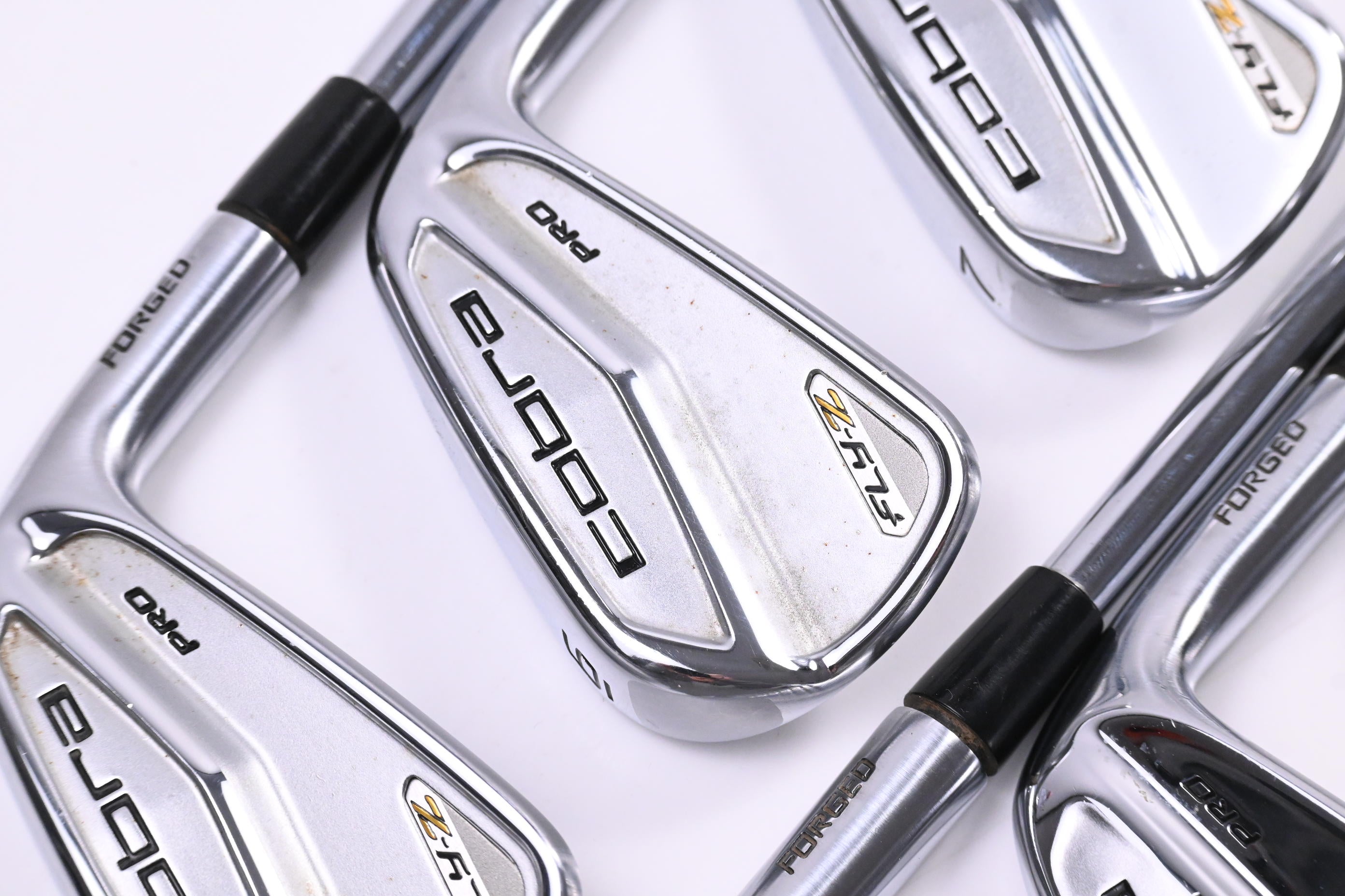 Cobra Fly-Z Pro Irons / 5-PW / Stiff Flex Dynamic Gold S300 Shafts