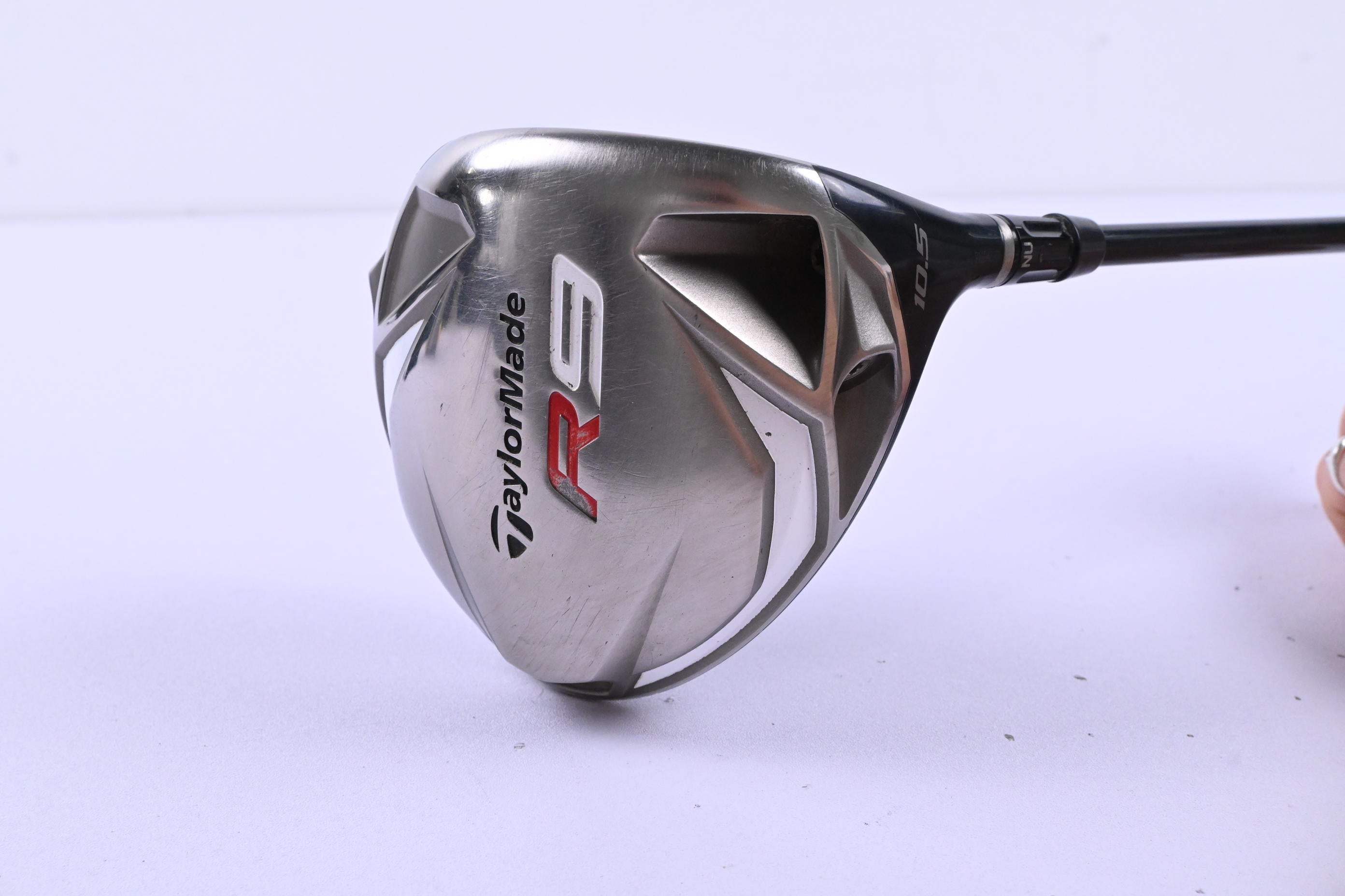 Taylormade R9 Driver / 10.5 Degree / Regular Flex Fit-On Max 60 Shaft