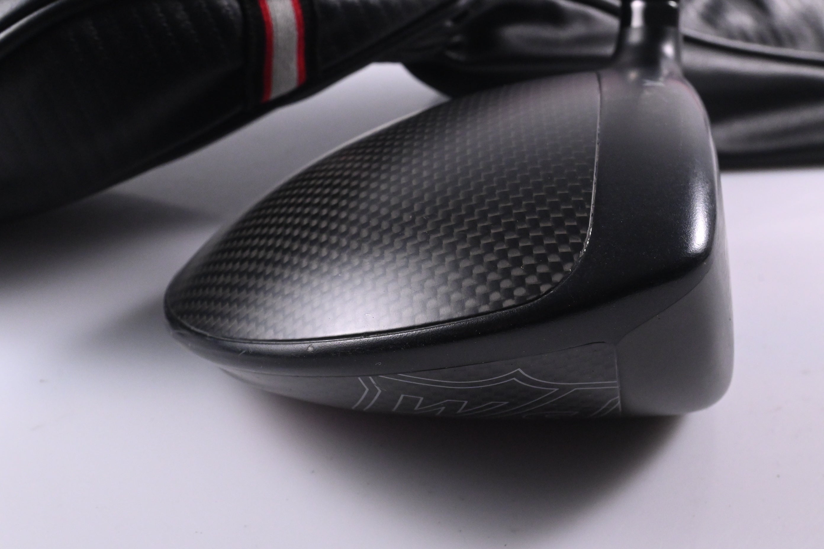 Wilson Dynapower Carbon 2023 Driver / 9 Degree / Senior Flex UST Helium NCT 4