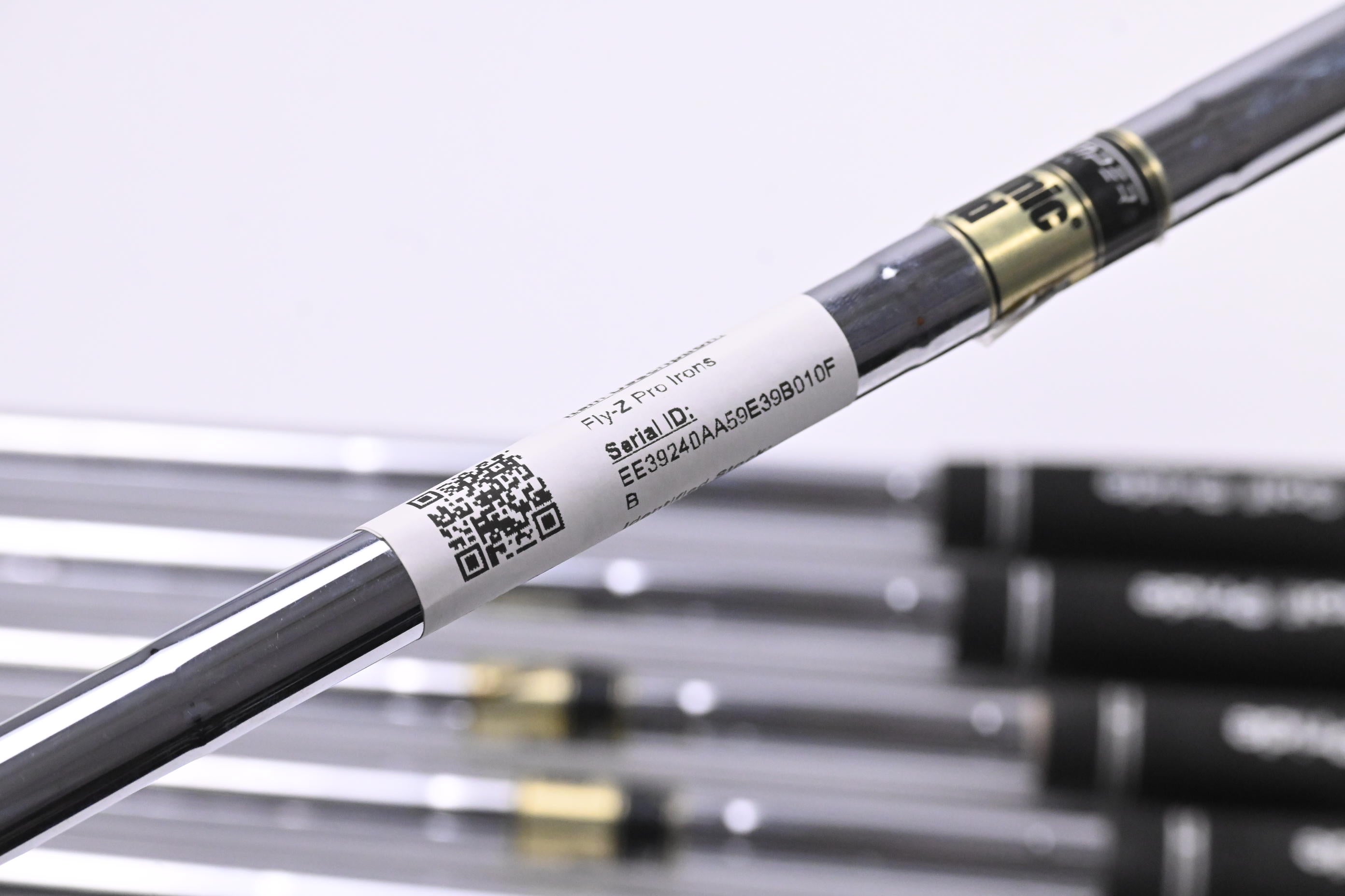 Cobra Fly-Z Pro Irons / 5-PW / Stiff Flex Dynamic Gold S300 Shafts