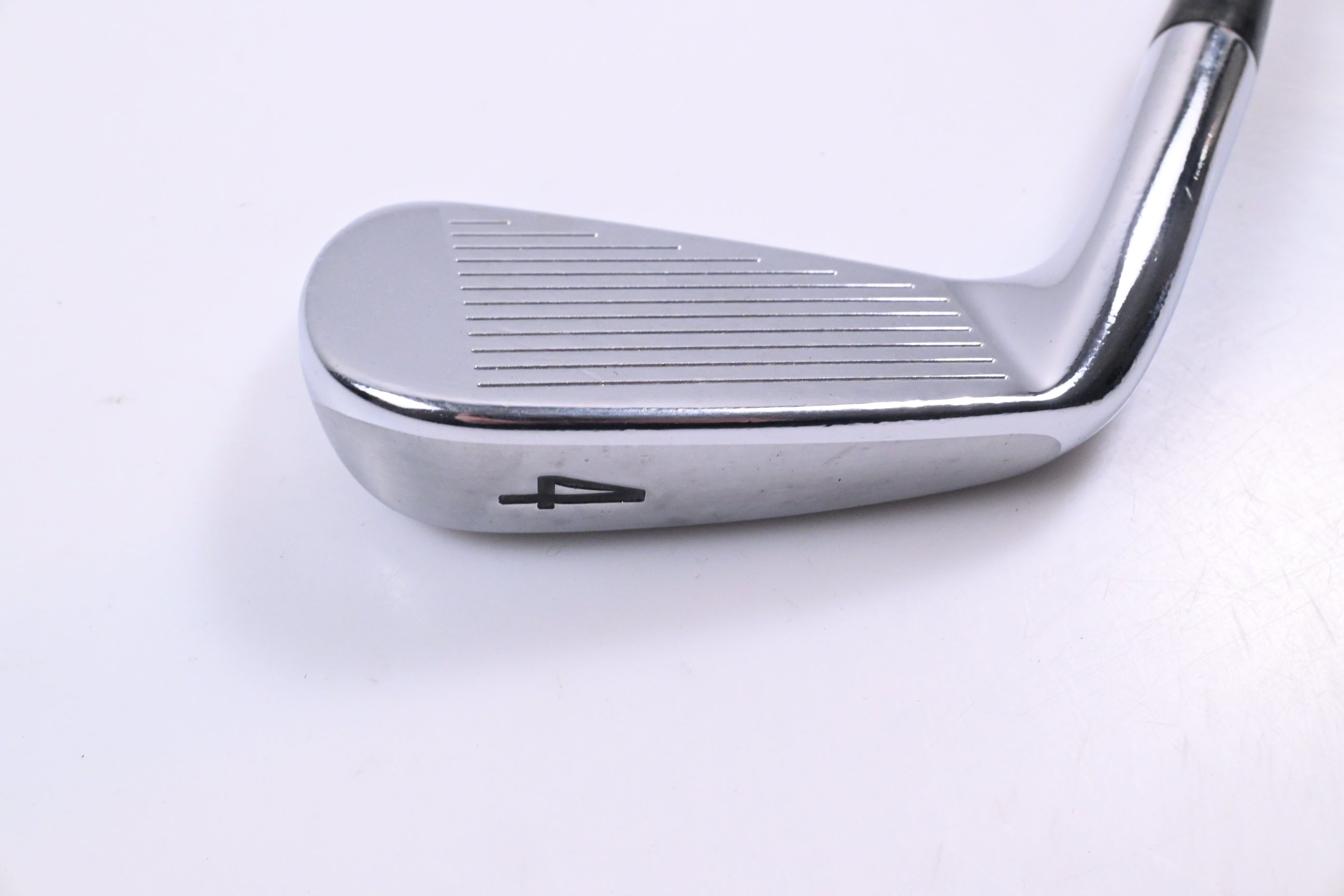 Titleist 712 AP2 #4 Iron / 24 Degree / Regular Flex Dynalite Gold XP R300 Shaft