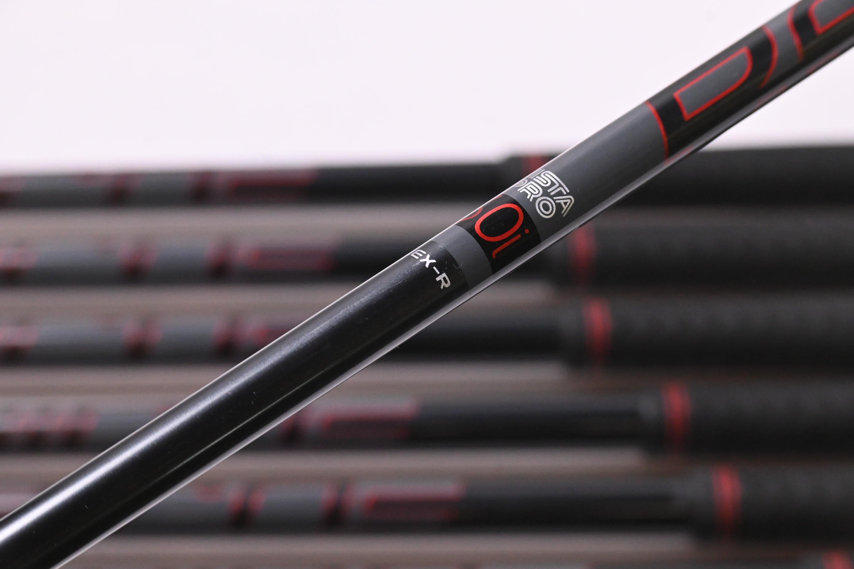 Benross Delta X Irons / 5-PW+SW / Regular Flex Fujikura Vista Pro 60i Shafts