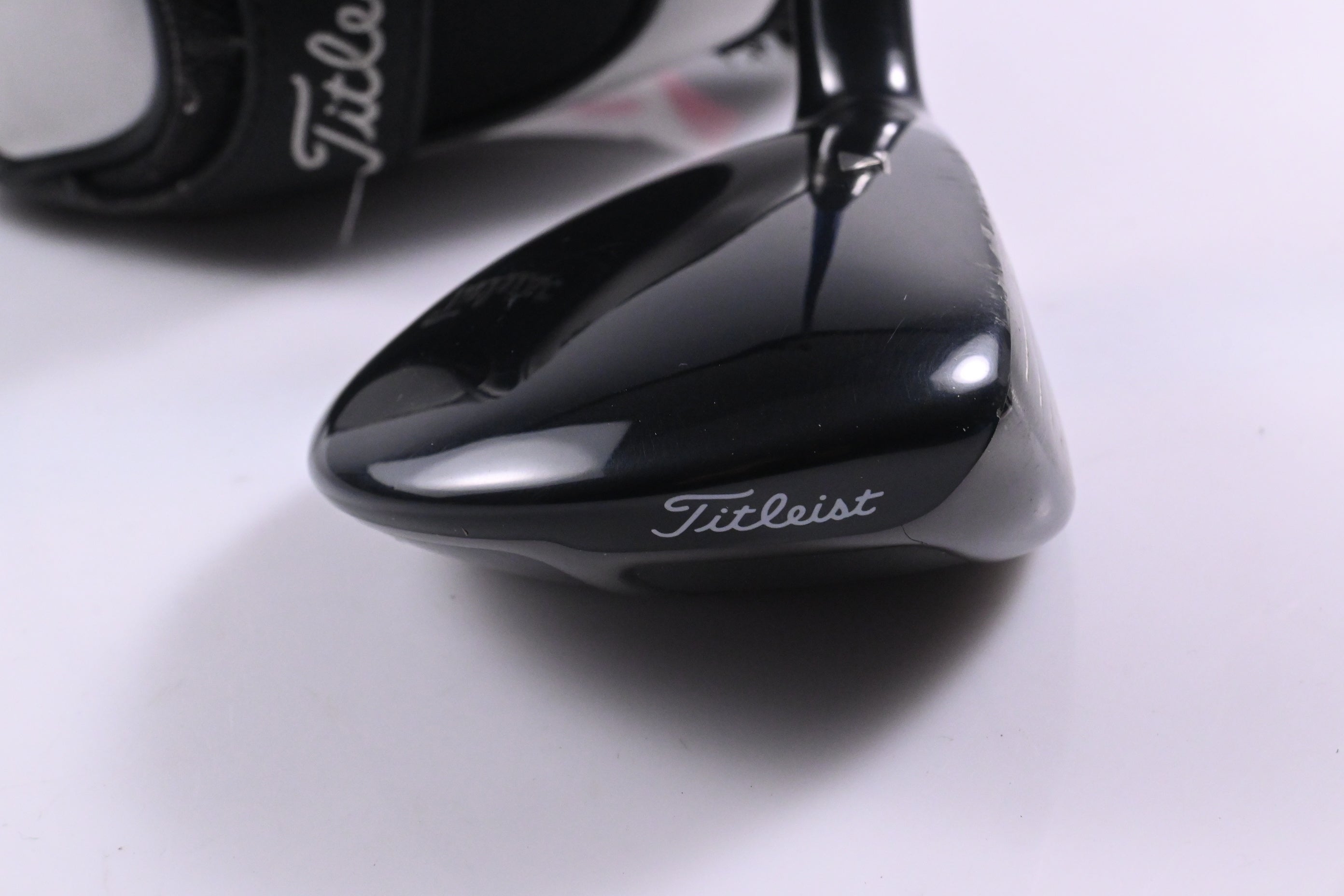 Titleist 910 F #3 Wood / 15 Degree / Stiff Flex Project X -8C4 82 Shaft