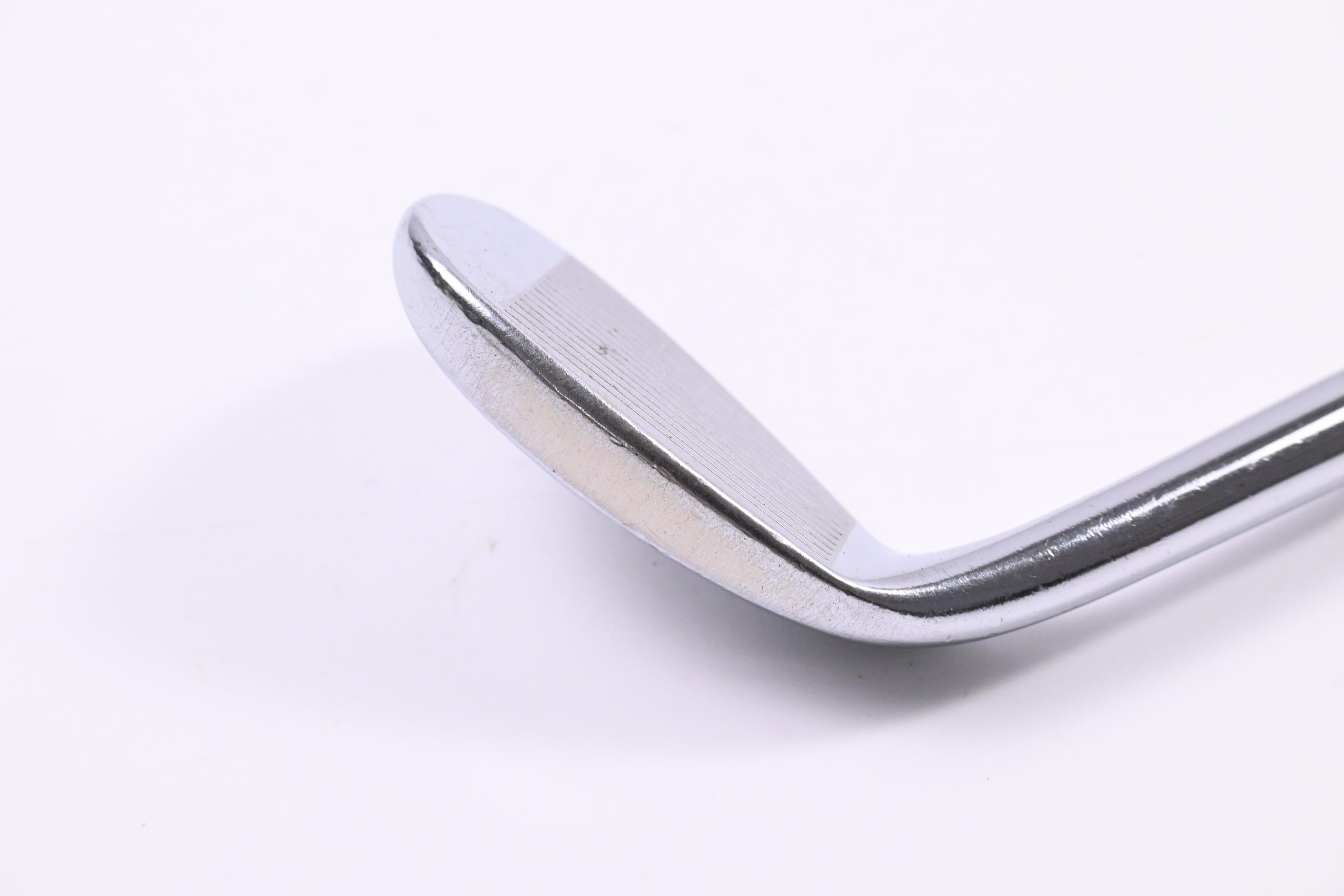 Cleveland 588 DSG Sand Wedge / 54 Degree / Wedge Flex Steel Shaft