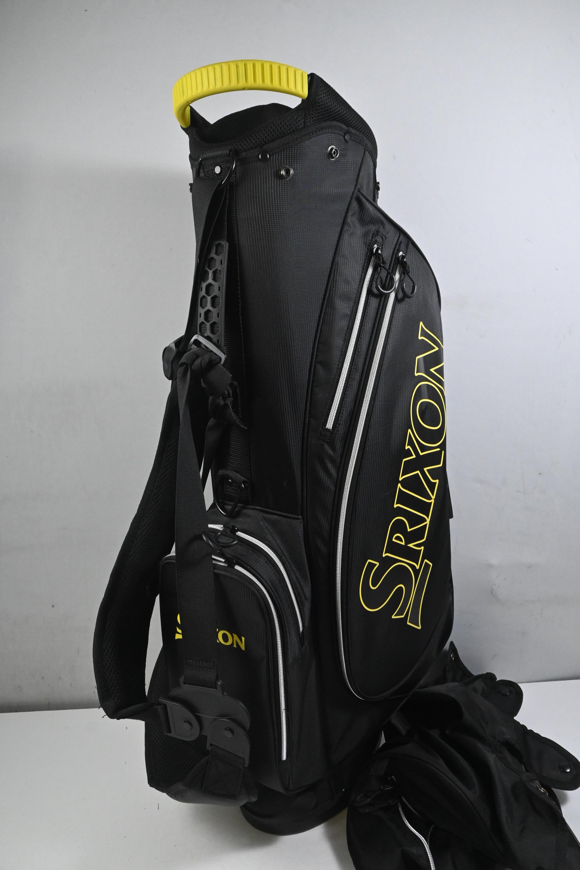 Srixon Stand Bag / 4-Way Divider / Black & Yellow