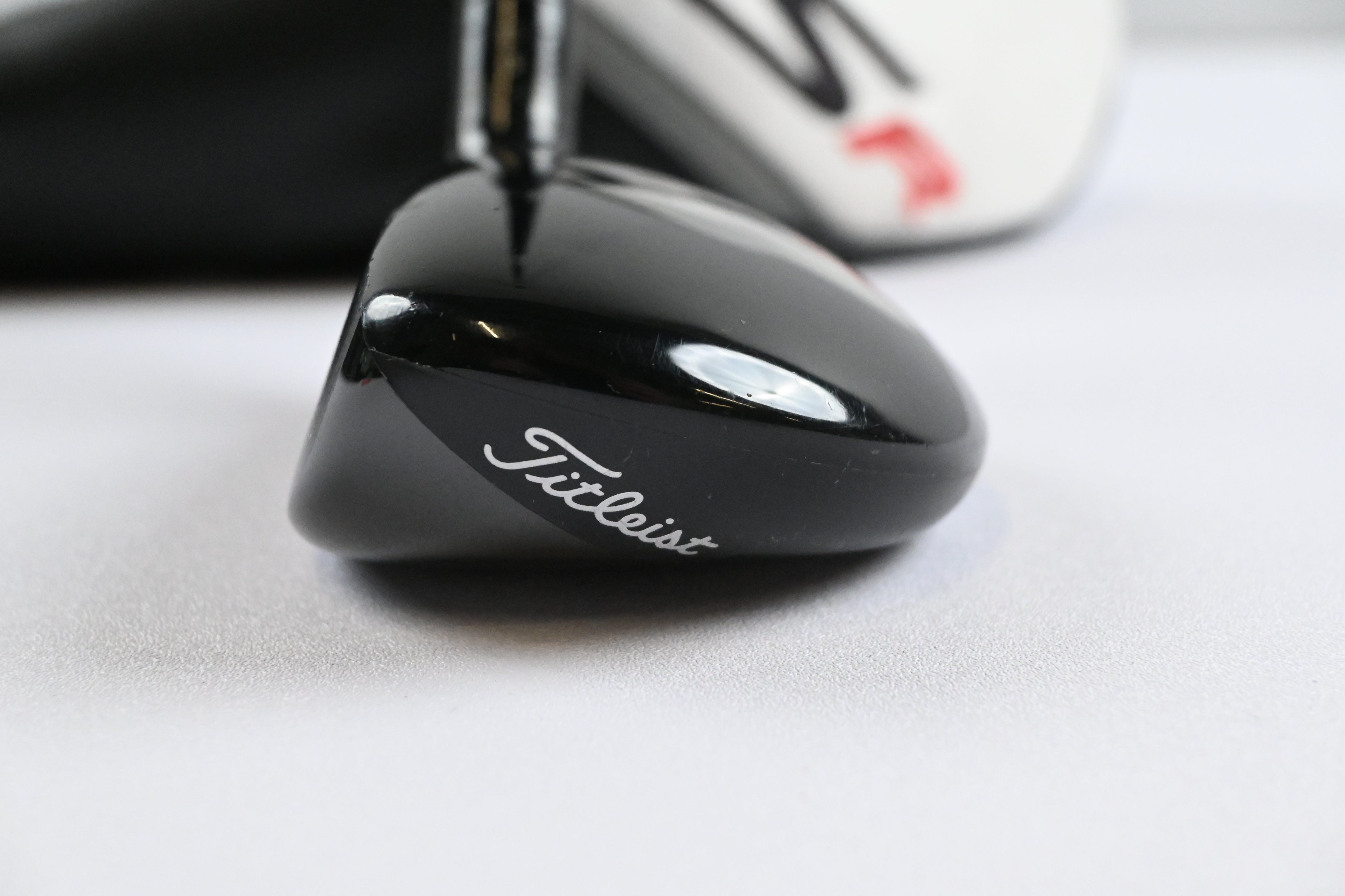 Titleist TSR2 #4 Hybrid / 21 Degree / Regular Flex Tensei AV Blue 65 Shaft