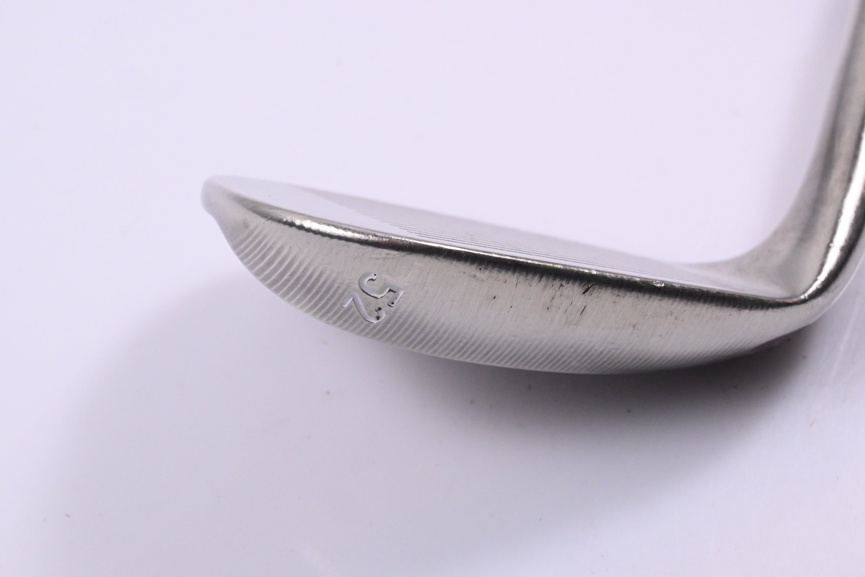 Taylormade Milled Grind Gap Wedge / 52 Degree / Wedge Flex Dynamic Gold Shaft