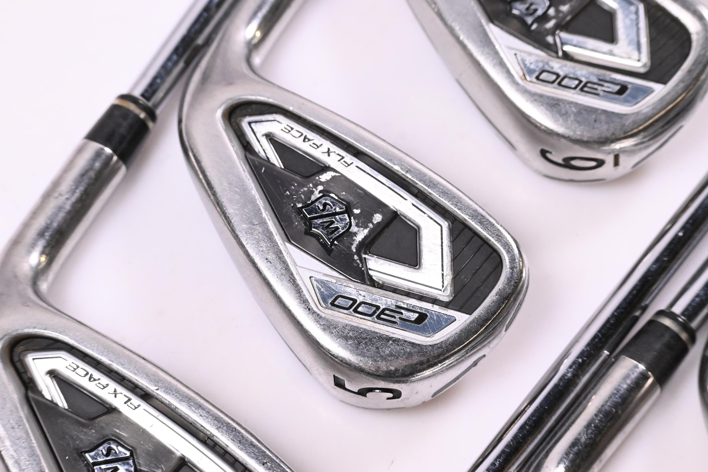 Wilson Staff C300 Irons / 4-PW+GW+SW / Regular Flex KBS Tour Shafts