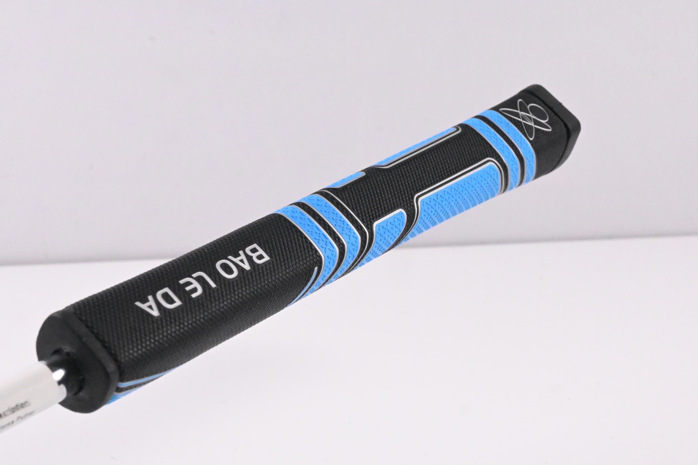 Odyssey Works Versa V-Line Putter / 34 Inch