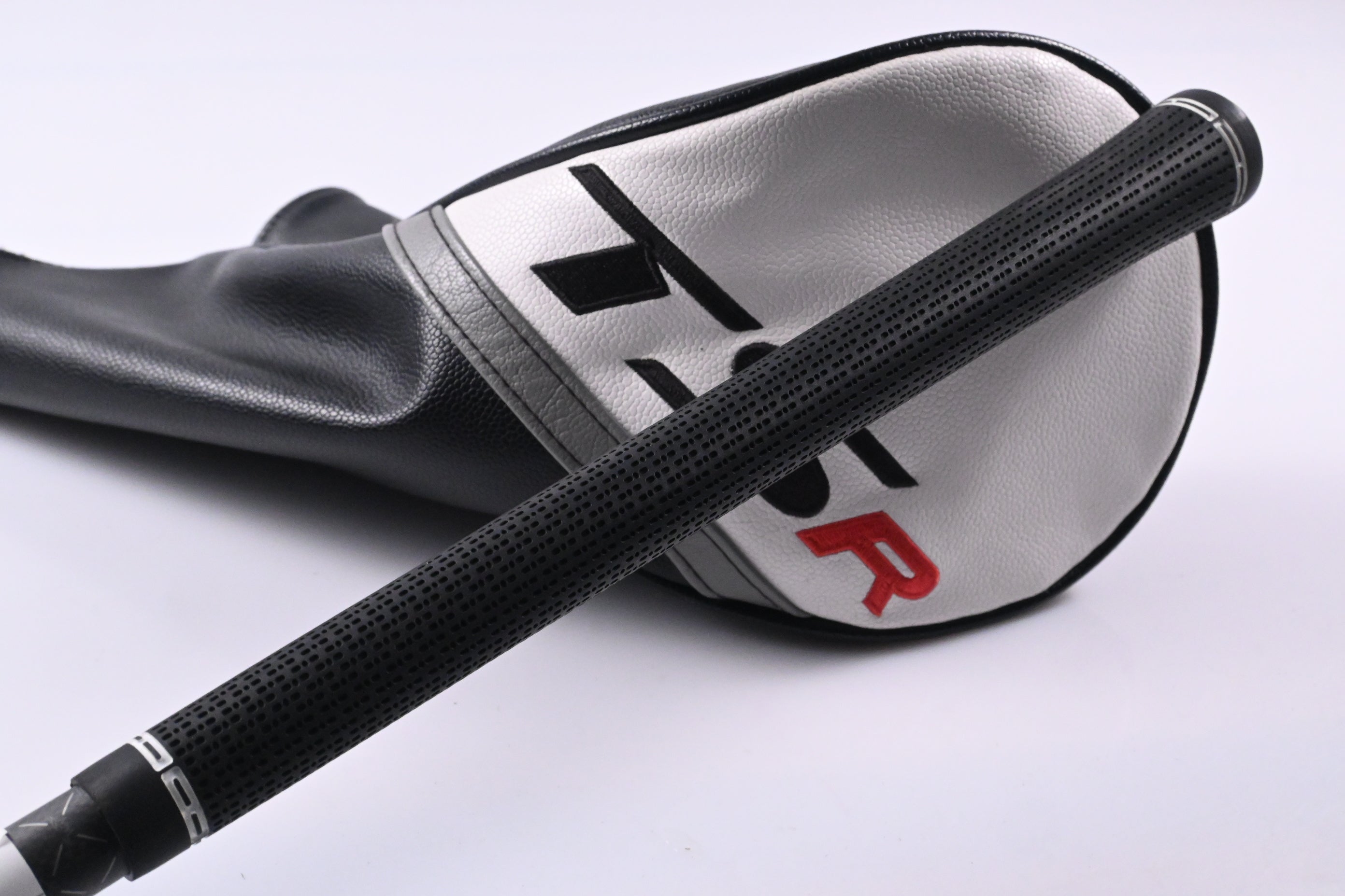 Titleist TSR4 Driver / 9 Degree / Regular Flex Mitsubishi Tensei 1K Blue 55