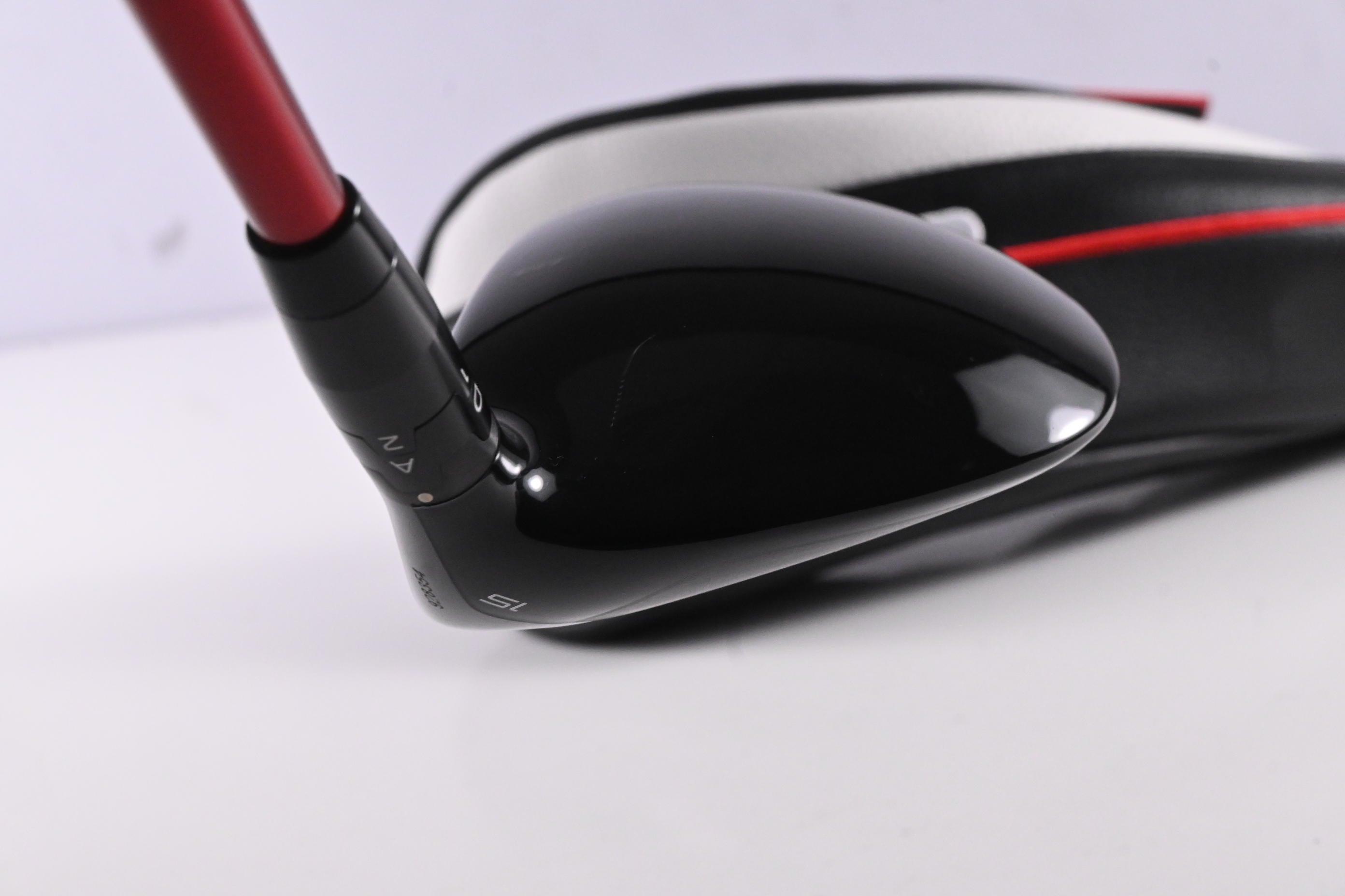 Titleist GT2 #3 Wood / 15 Degree / Regular Flex Project X Denali Red 60 Shaft