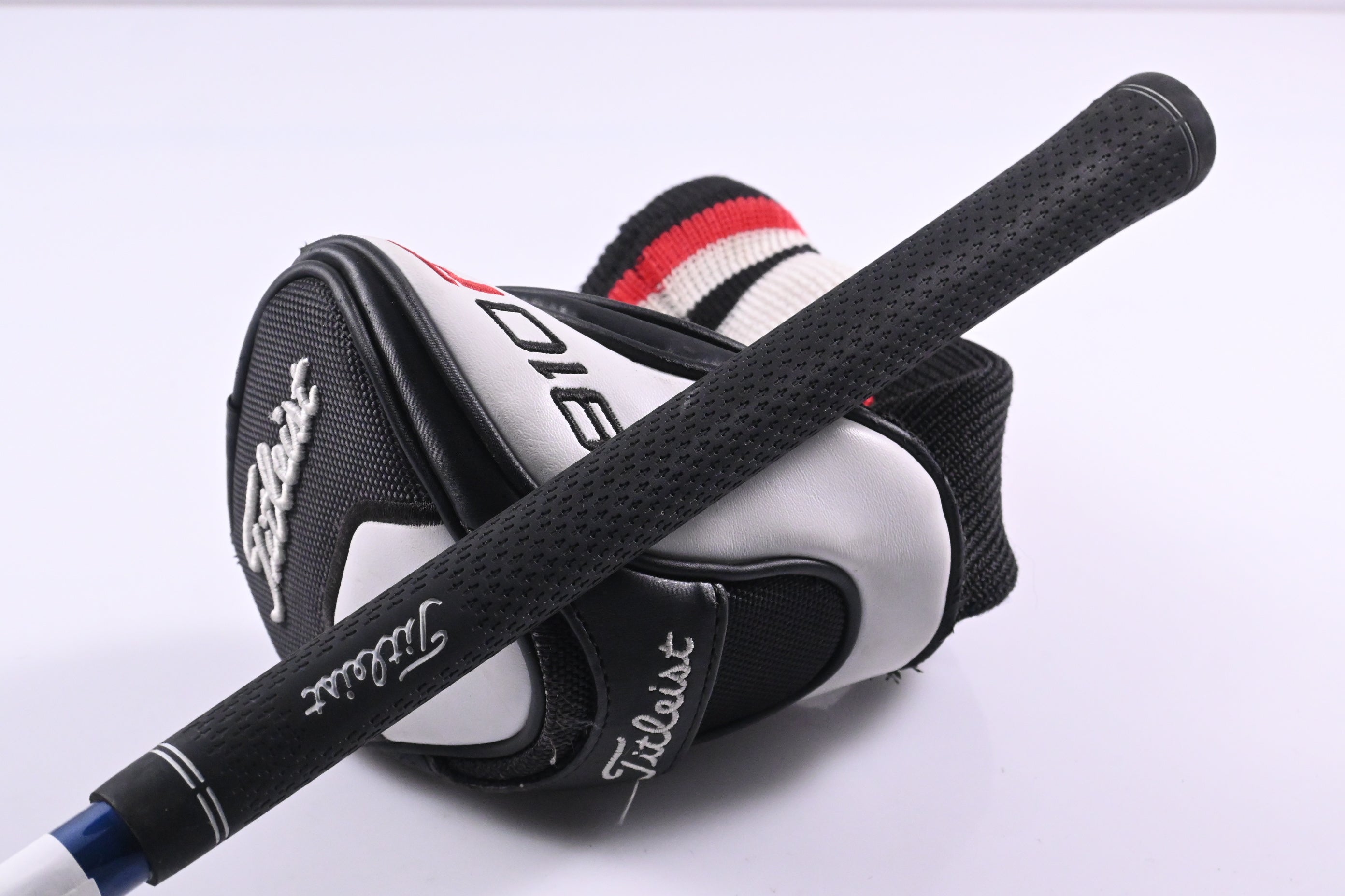 Titleist 910 F #3 Wood / 15 Degree / Stiff Flex Project X -8C4 82 Shaft