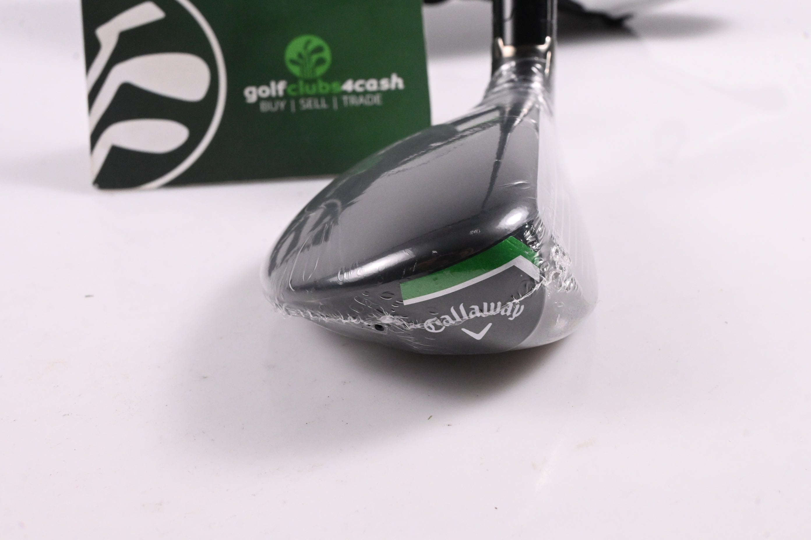 Callaway Elyte X #4 Hybrid / 21 Degree / Regular Flex Denali Charcoal 60 Shaft