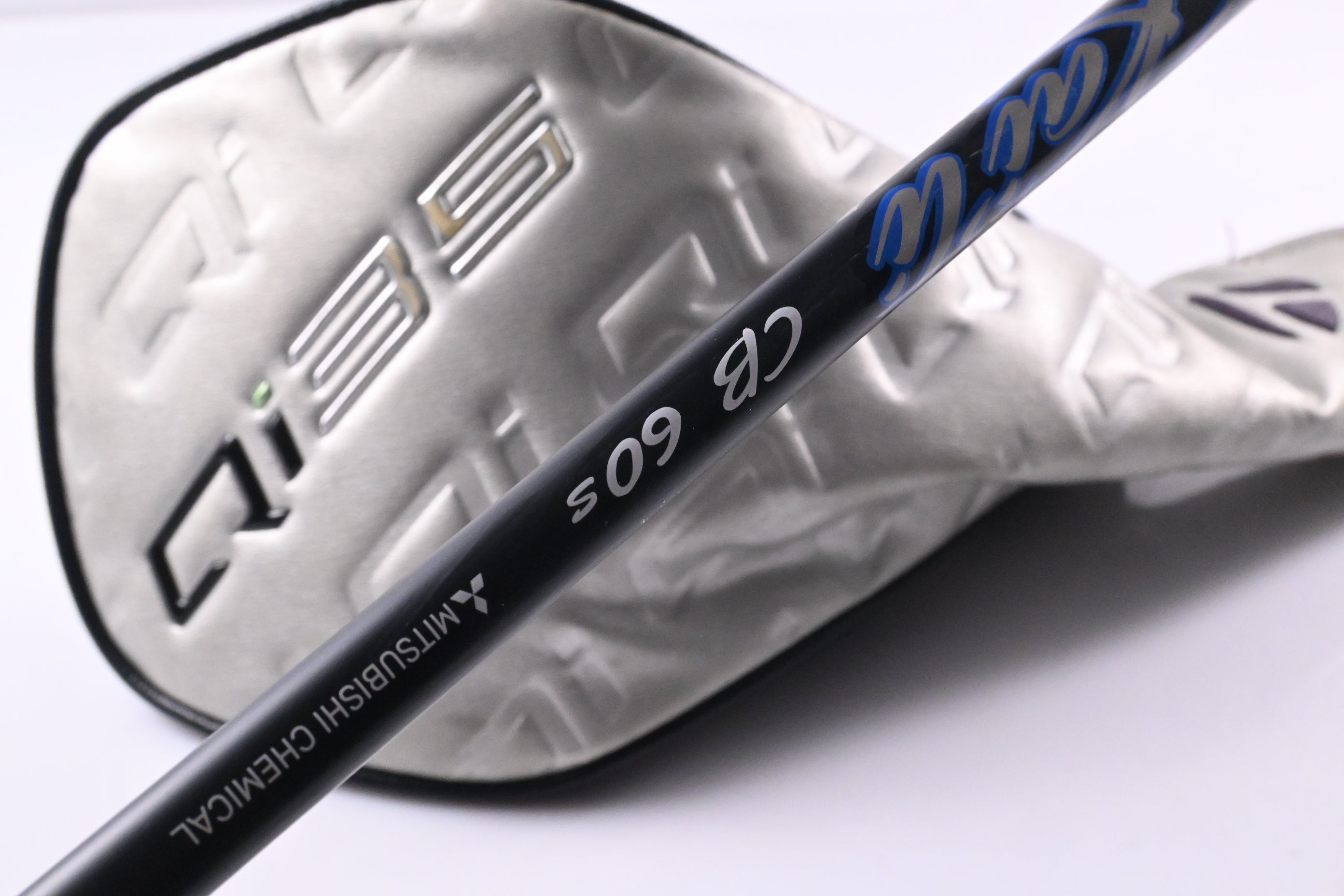Taylormade Qi35 Driver / 10.5 Degree / Stiff Flex Kai'li Blue CB DarkWave 60