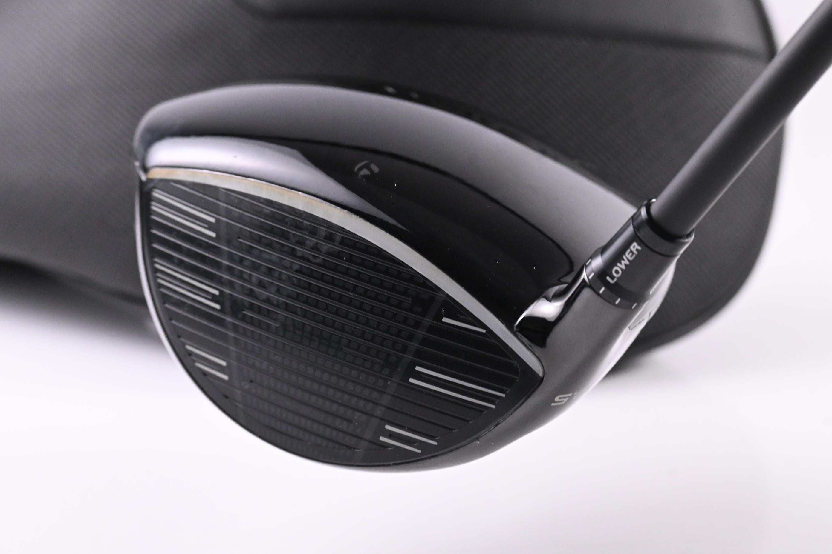 Taylormade Qi4D Shadowfall Driver / 10.5 Degree / Regular Flex Reax Blue 50 Shaft