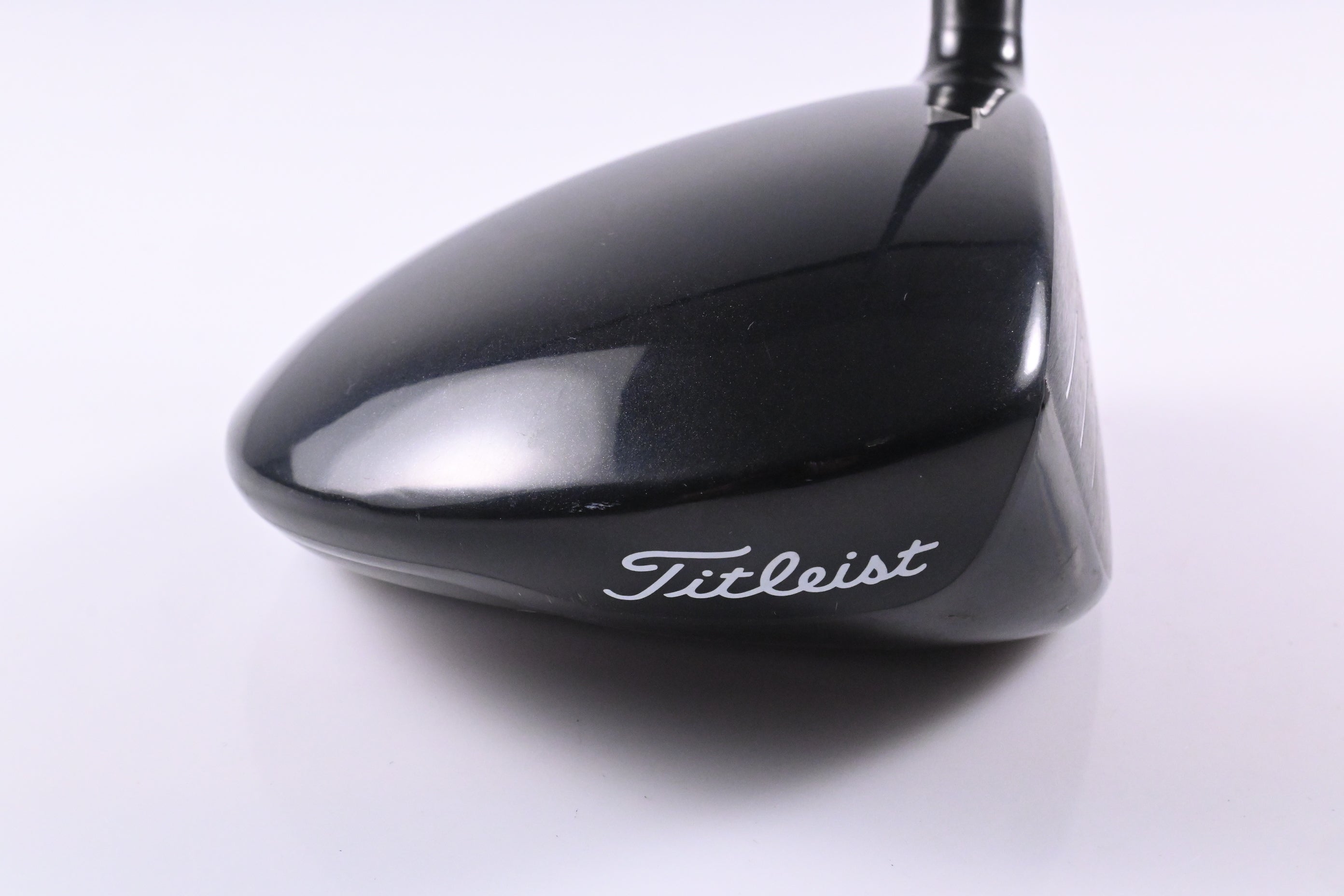 Titleist 913 D2 Driver / 10.5 Degree / Stiff Flex Aldila RIP Phenom 70 Shaft