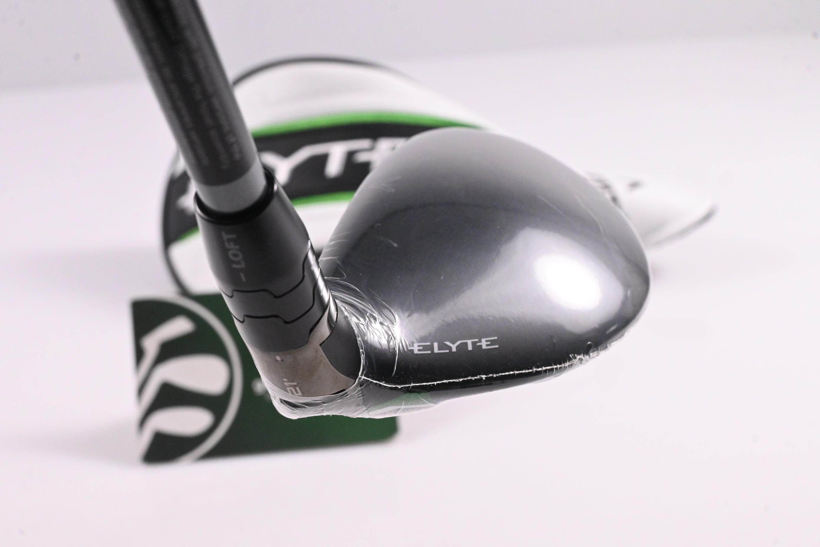 Callaway Elyte X #4 Hybrid / 21 Degree / Regular Flex Denali Charcoal 60 Shaft