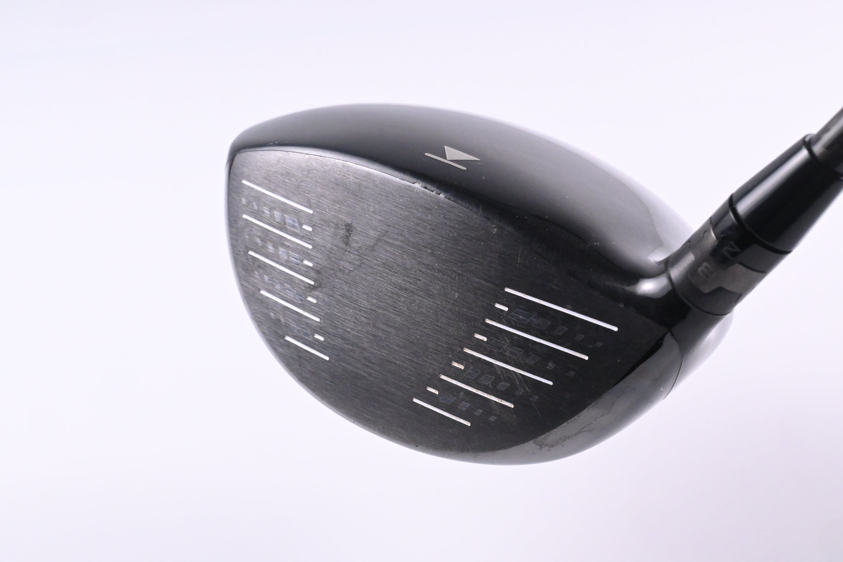 Titleist 913 D2 Driver / 10.5 Degree / Stiff Flex Aldila RIP Phenom 70 Shaft