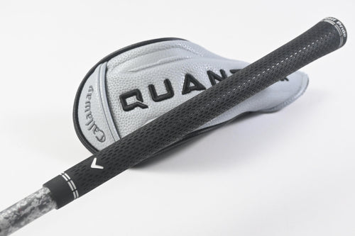 Callaway Quantum Max OS #4 Hybrid / 20 Degree / Regular Flex Denali Frost Silver