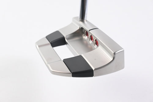 Scotty Cameron 2025 Studio Style Fastback Putter / 33 Inch