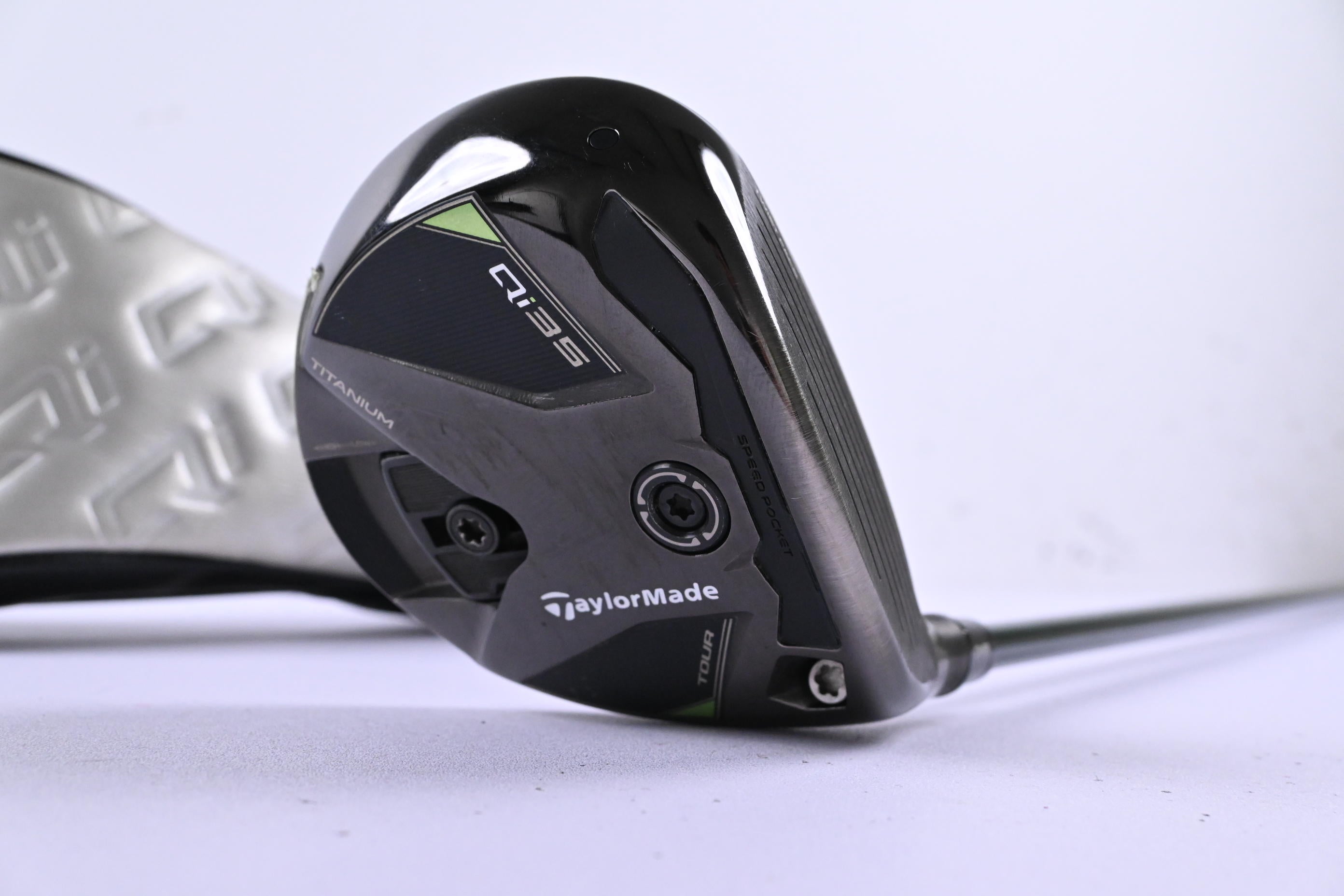 Taylormade Qi35 Fairway Tour #3 Wood / 15 Degree / X-Flex Fujikura Speeder 869