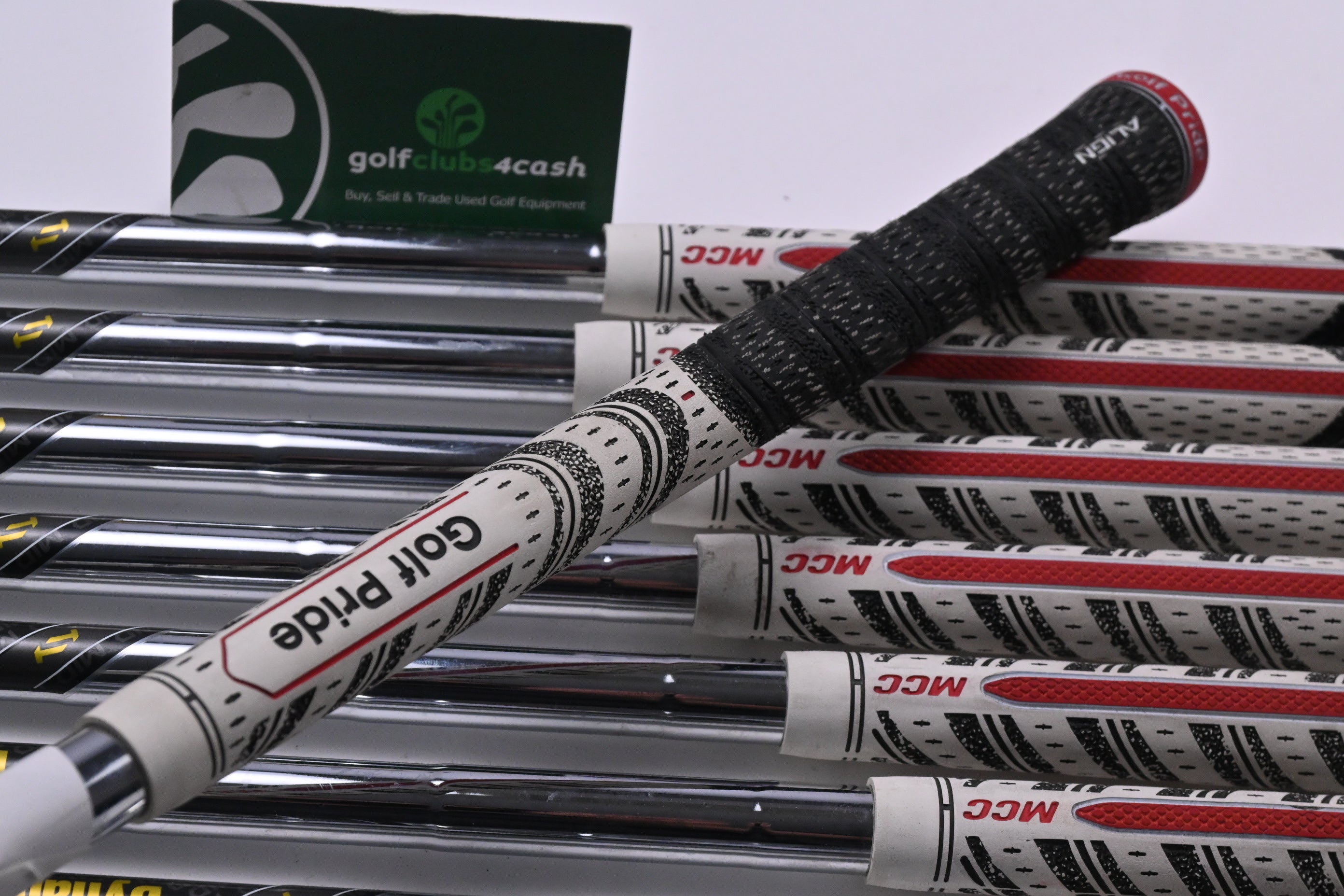 Callaway Elyte Irons / 4-PW+GW+AW / Regular Flex Dynamic Gold Mid 90 R300 Shafts