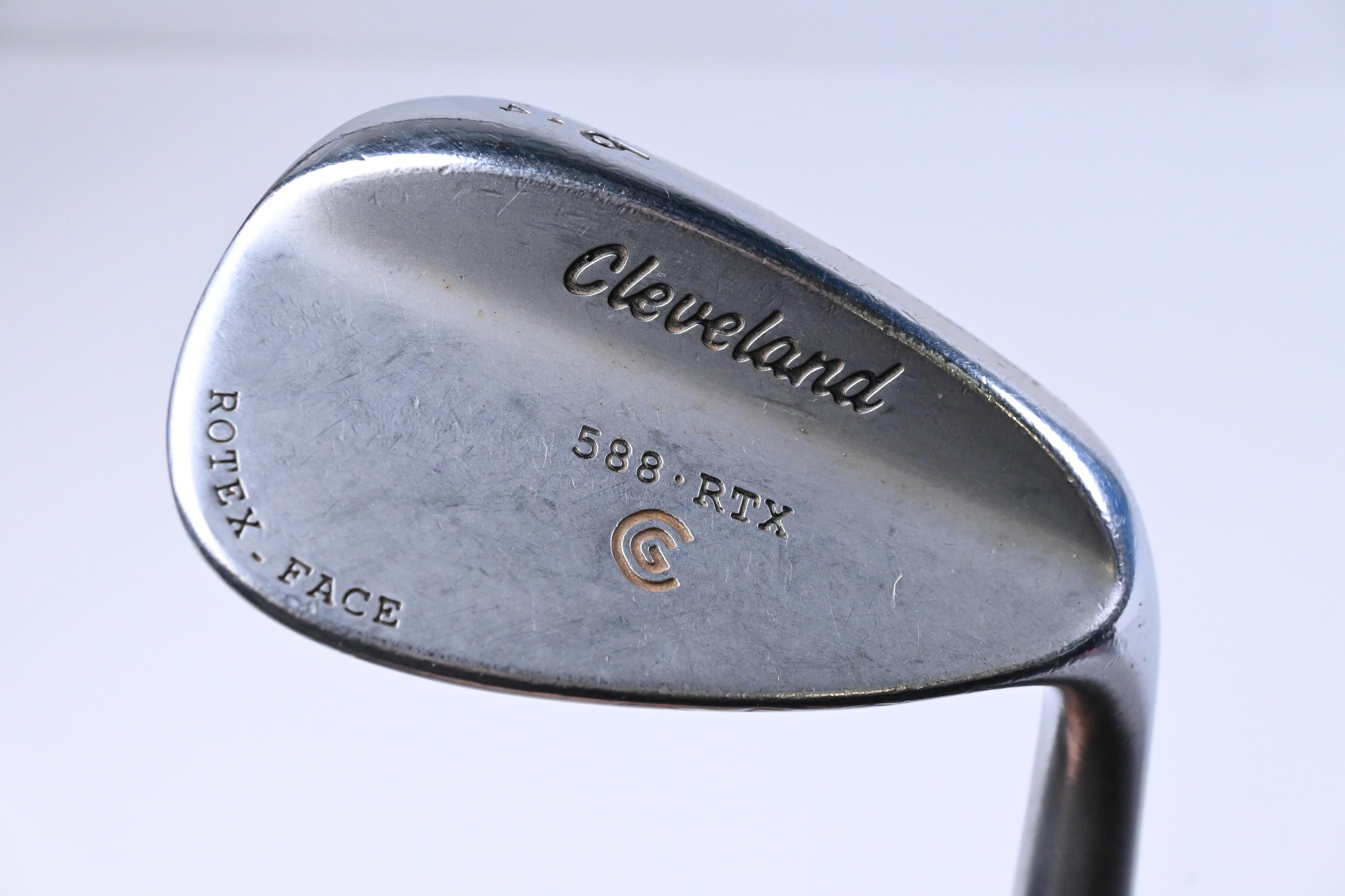 Cleveland 588 RTX Sand Wedge / 56 Degree / Wedge Flex Dynamic Gold Shaft