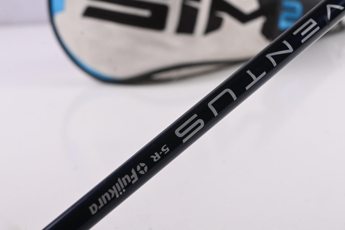 Taylormade SIM2 Max Driver / 10.5 Degree / Regular Flex Ventus Blue 5 Shaft