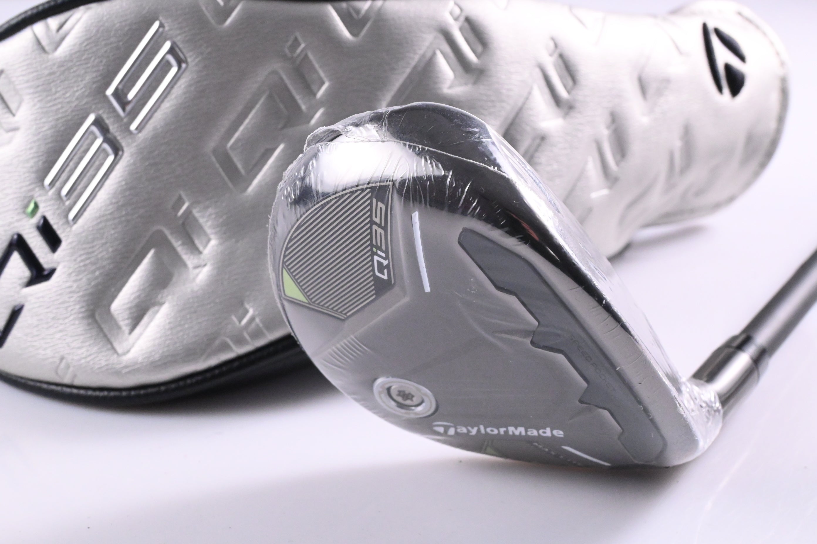 Taylormade Qi35 Max Lite #5 Hybrid / 27 Degree / Senior Flex Vanquish 5 Shaft