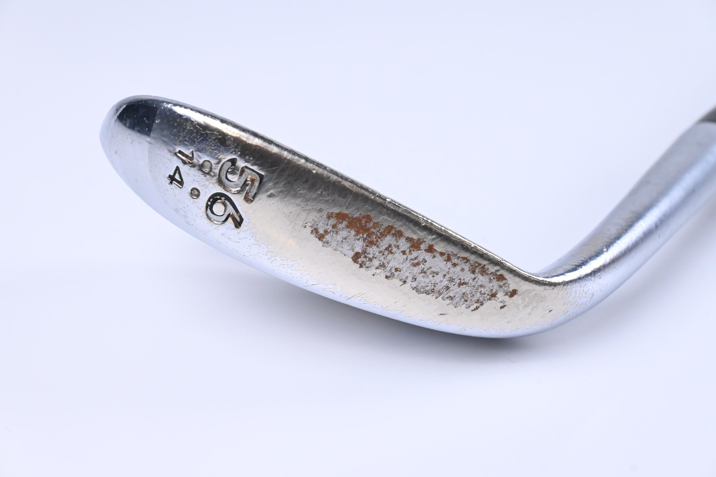 Cleveland 588 RTX Sand Wedge / 56 Degree / Wedge Flex Dynamic Gold Shaft