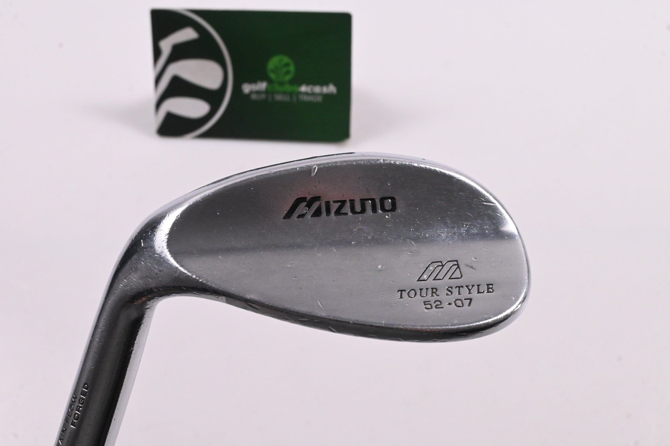 Left Hand Mizuno Tour Style Gap Wedge / 52 Degree / Stiff Flex Dynamic Gold S300