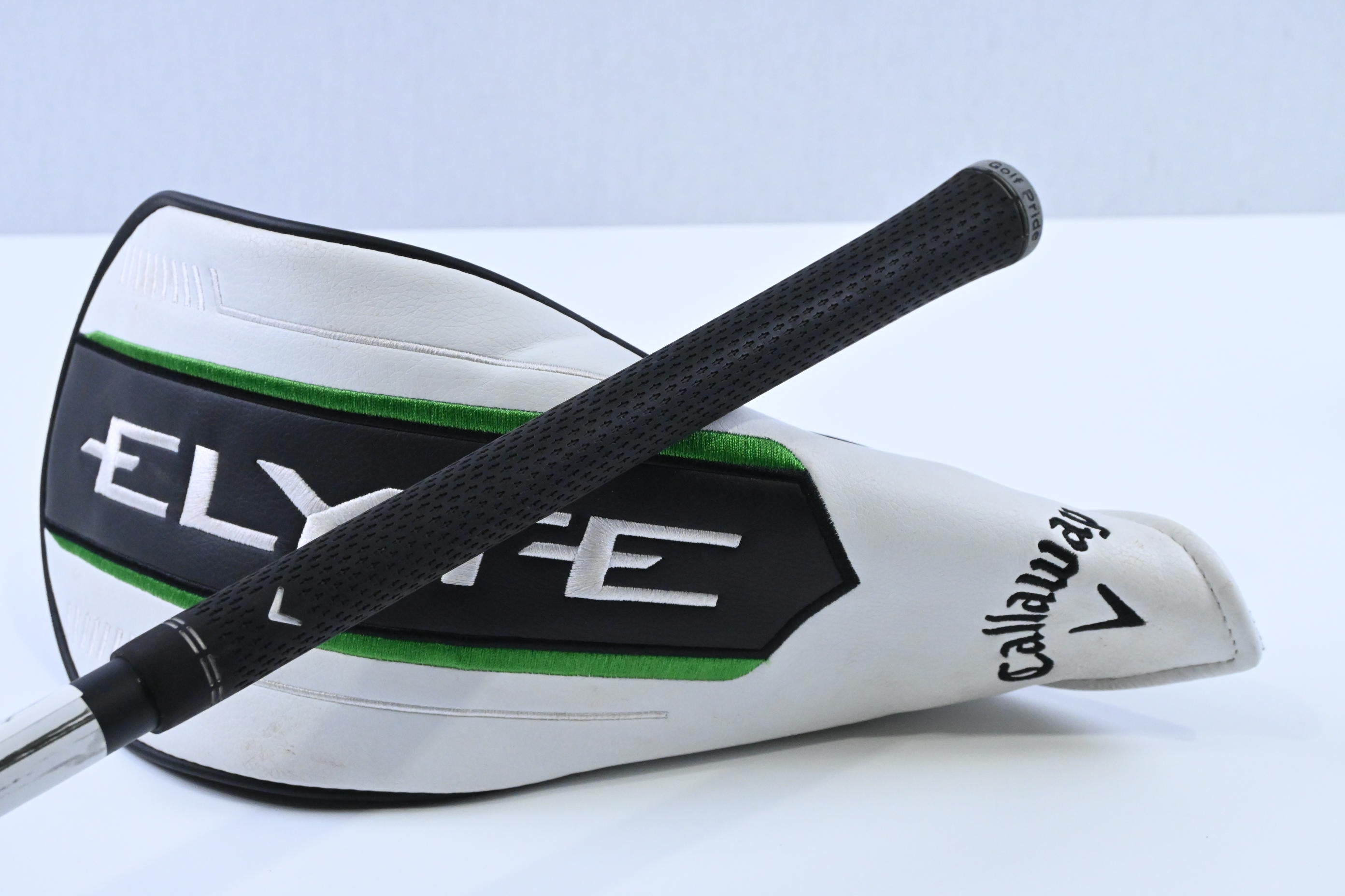 Callaway Elyte X Driver / 10.5 Degree / Regular Flex Vanquish 4 Shaft