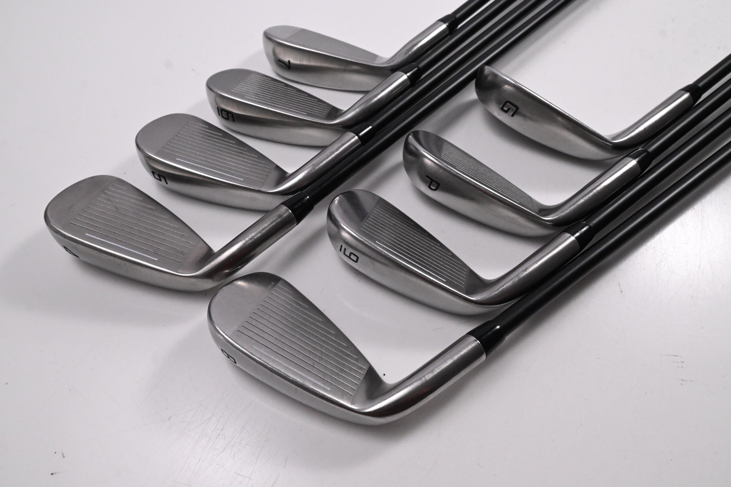 Cobra DS-Adapt Max Irons / 4-PW+GW / Regular Flex KBS PGI 75 Shafts