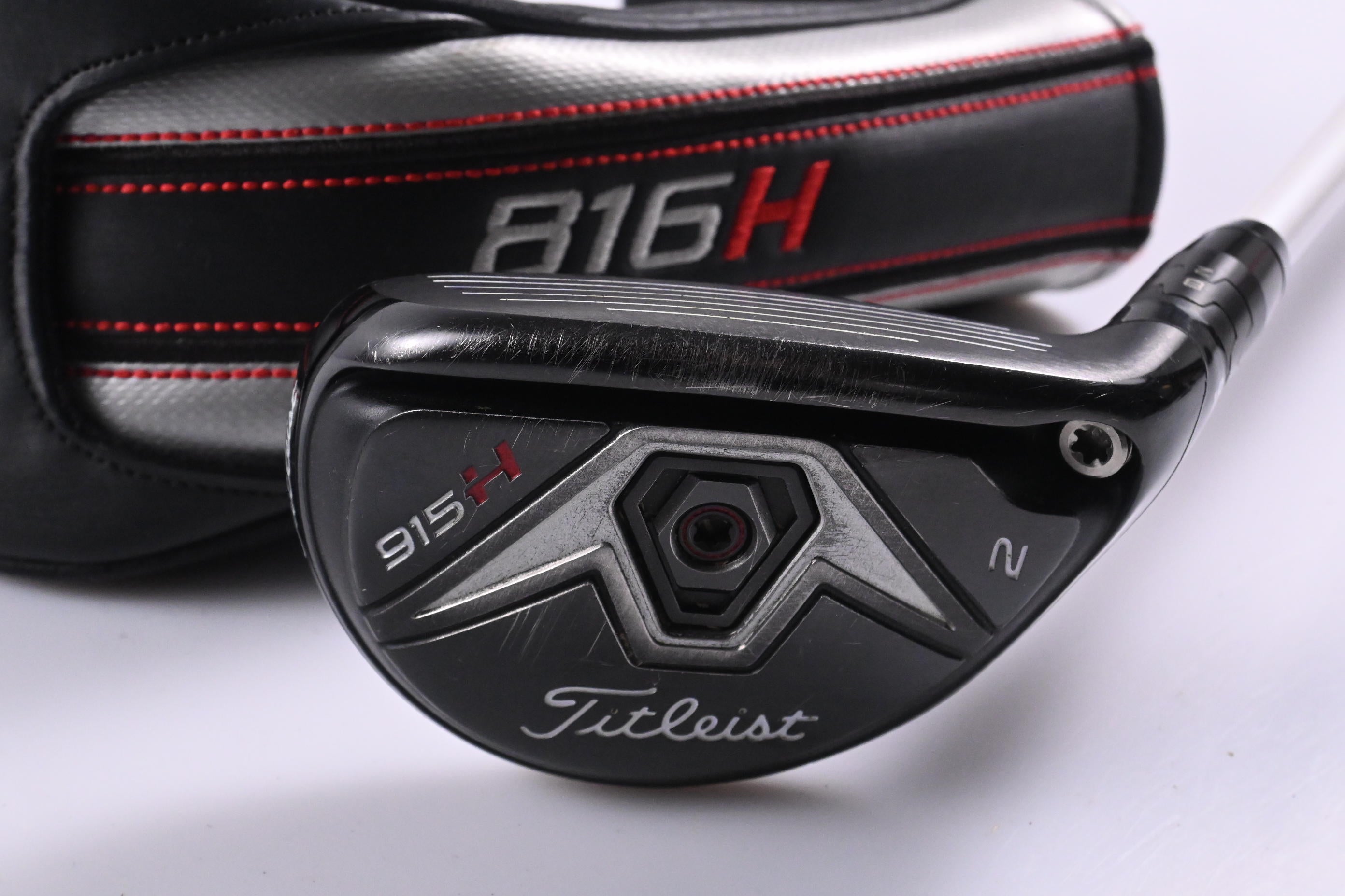 Titleist 915H #2 Hybrid / 18 Degree / Stiff Flex Aldila Rogue Silver 85 Shaft