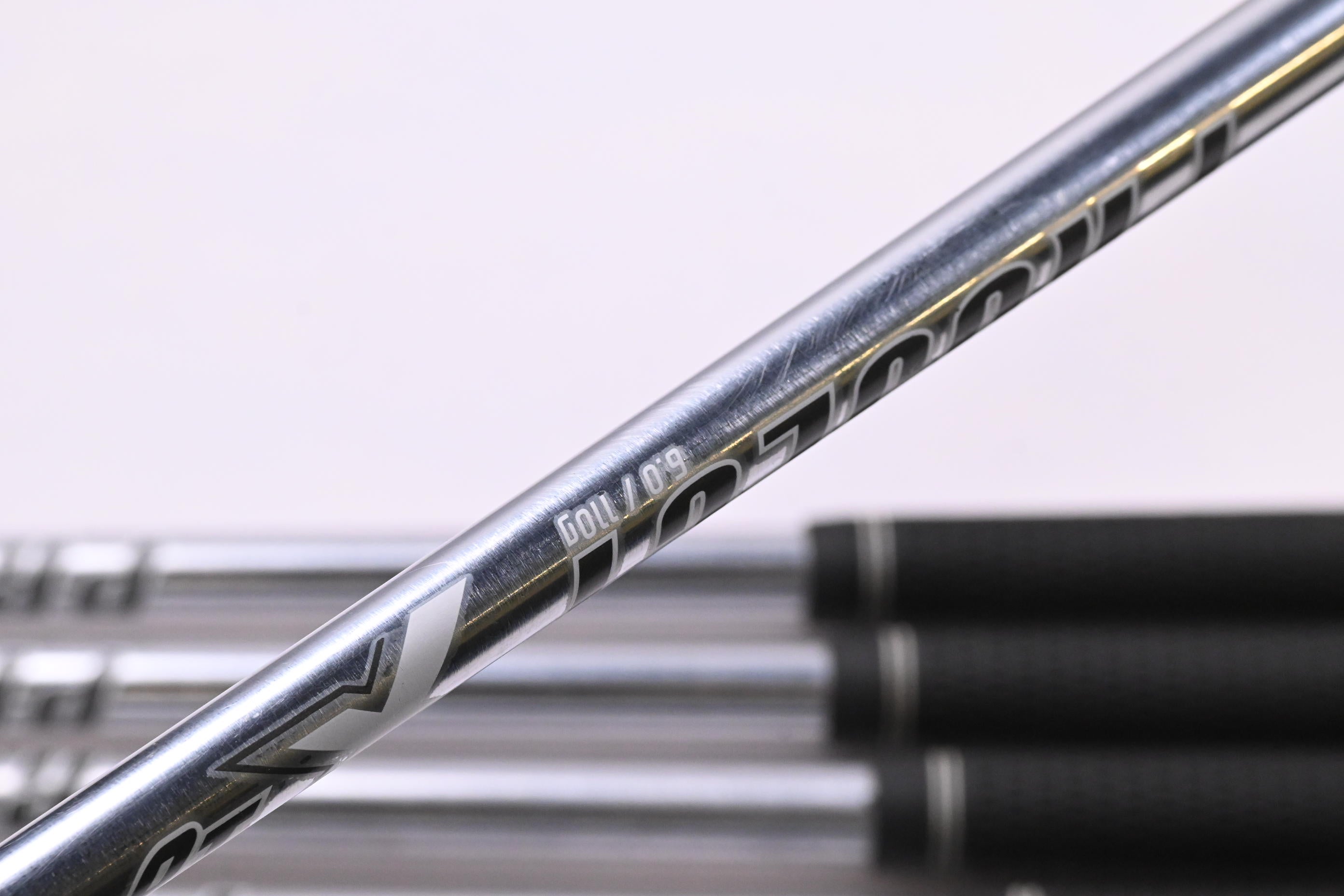 Callaway Paradym X Irons / 7-PW+AW / Stiff Flex Project X IO 110 Shafts