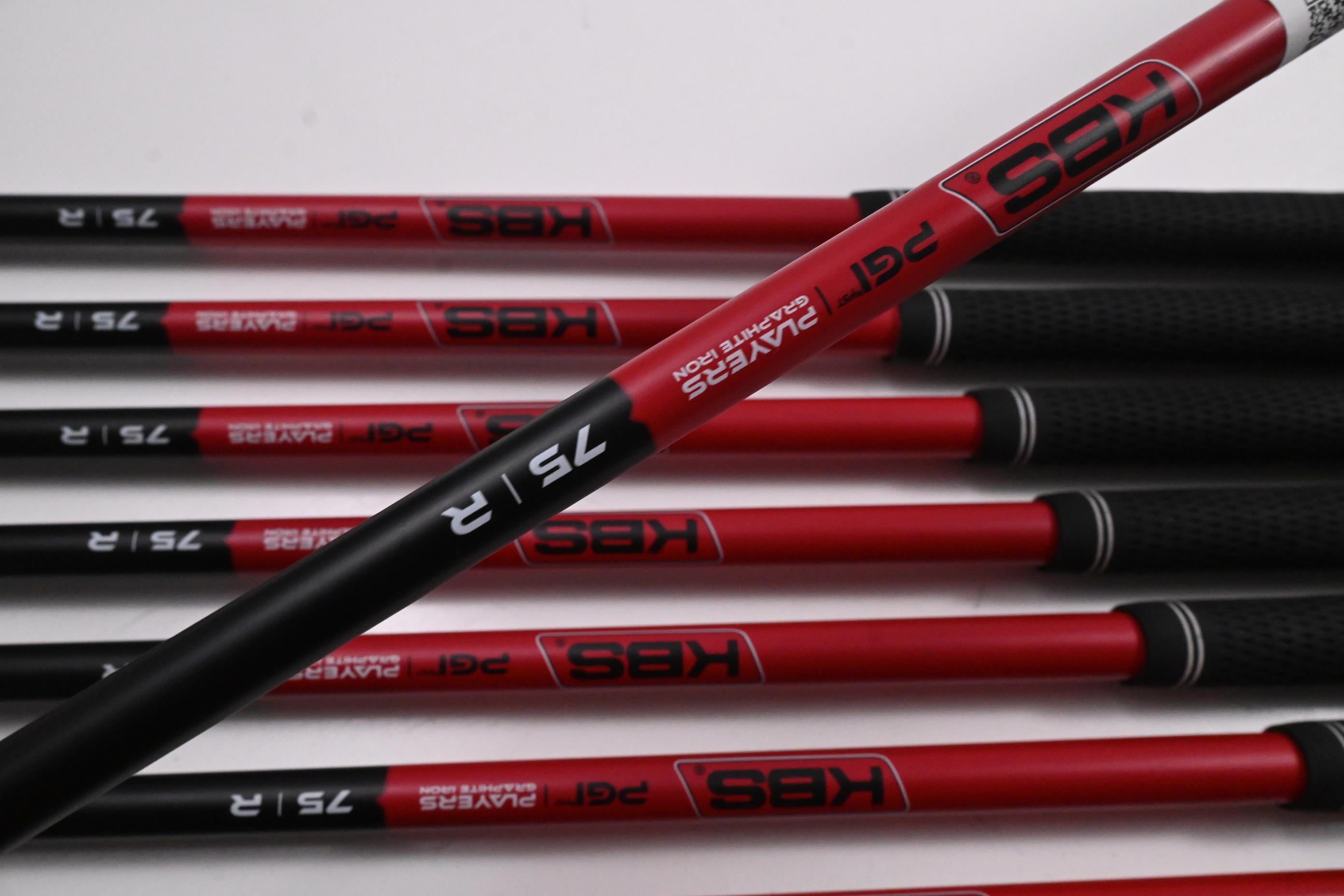 Cobra DS-Adapt Max Irons / 4-PW+GW / Regular Flex KBS PGI 75 Shafts