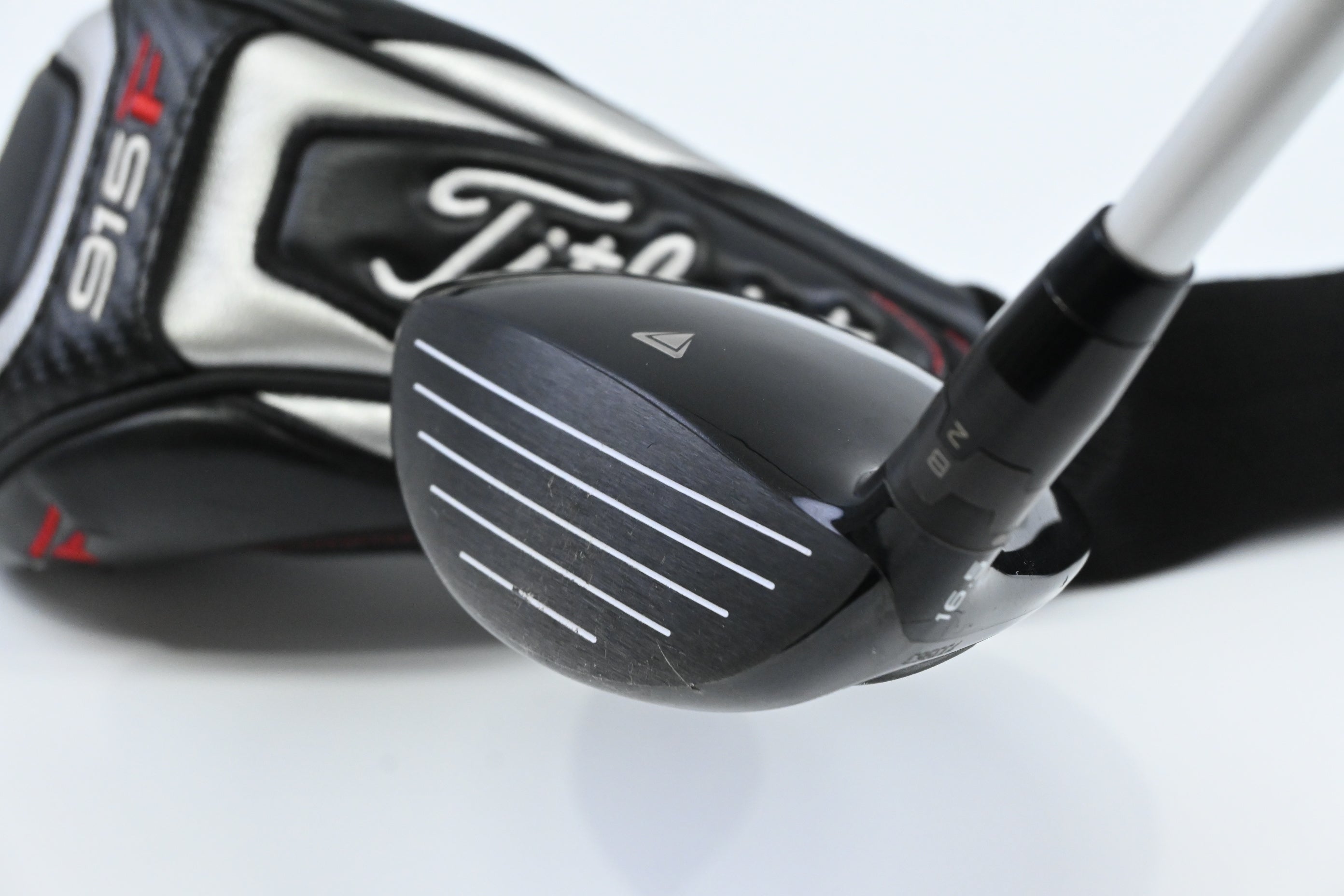 Titleist 915 F #3 Wood / 16.5 Degree / Stiff Flex Aldila Rogue 80 Shaft