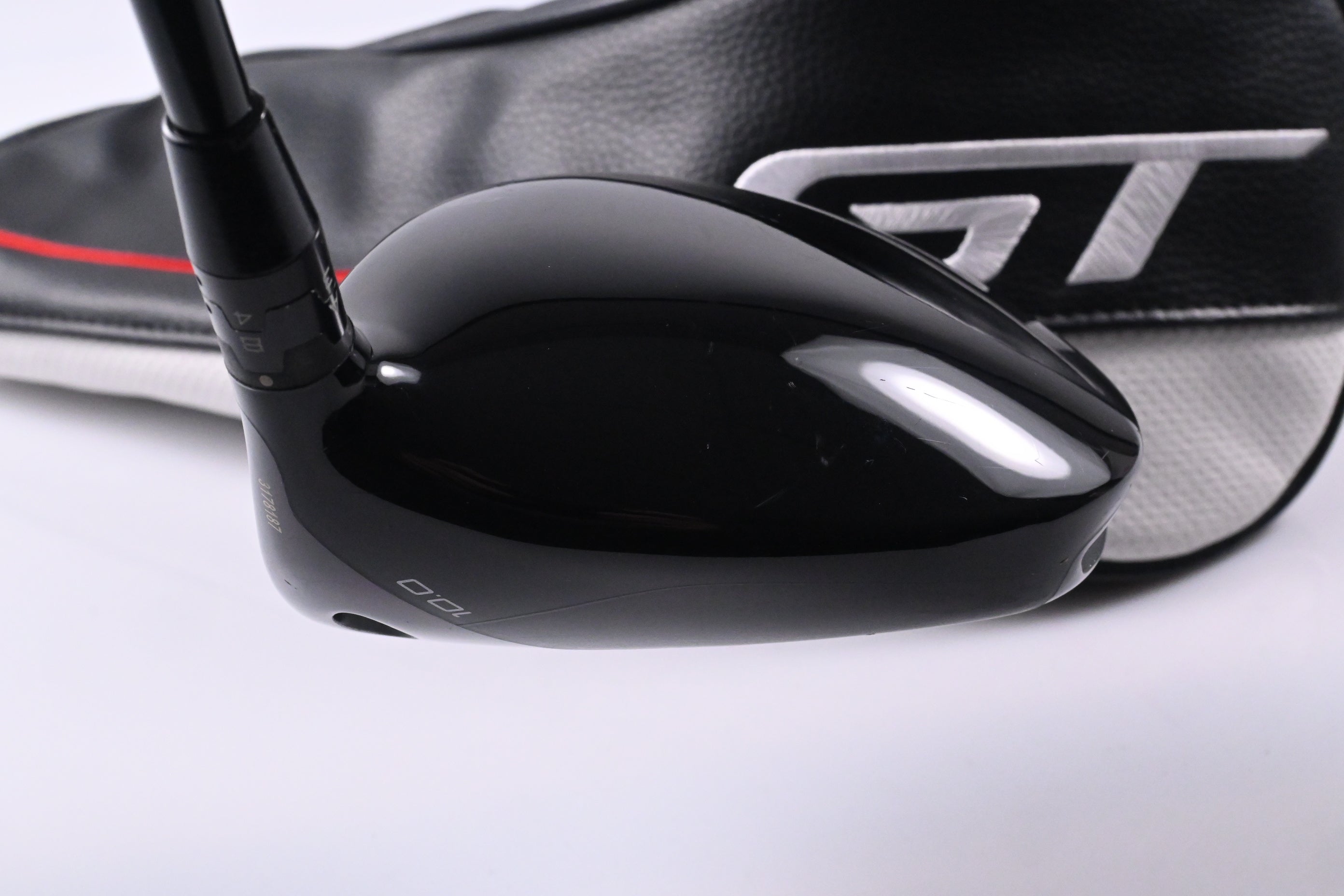 Titleist GT2 Driver / 10 Degree / Stiff Flex Mitsubishi Tensei AV Blue 55 Shaft